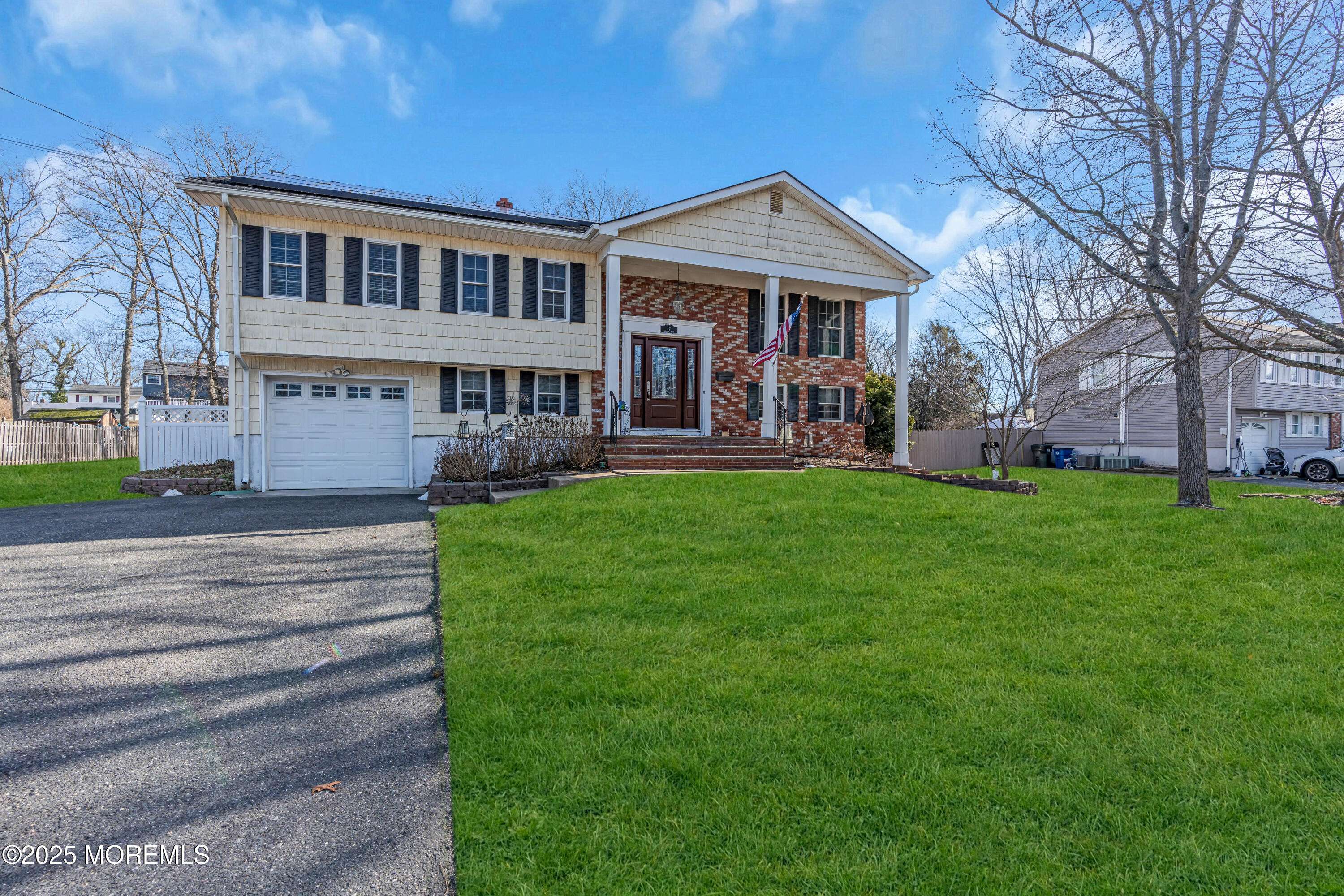 Howell, NJ 07731,12 Windsor Road