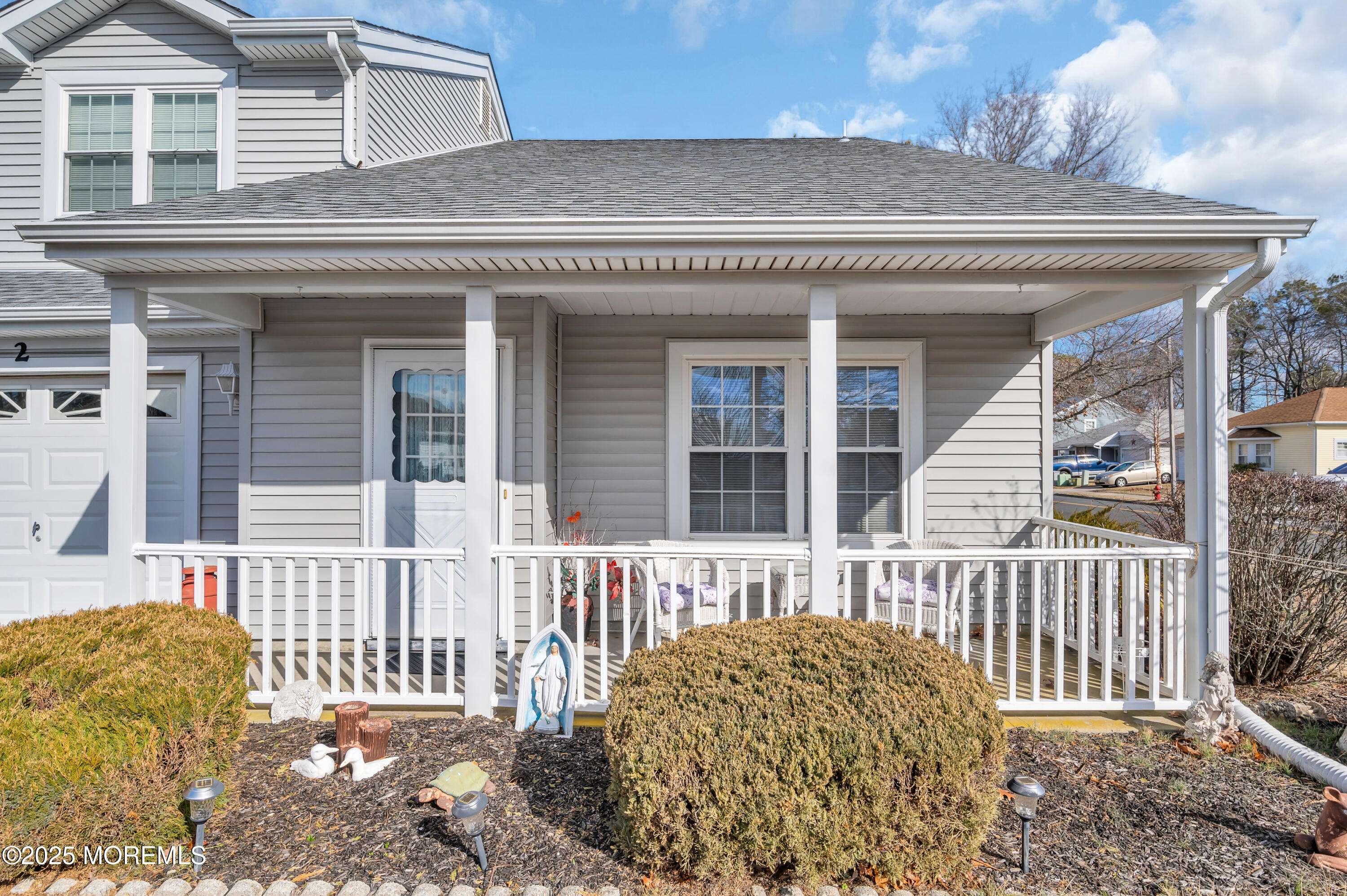 Barnegat, NJ 08005,2 Poplar Court