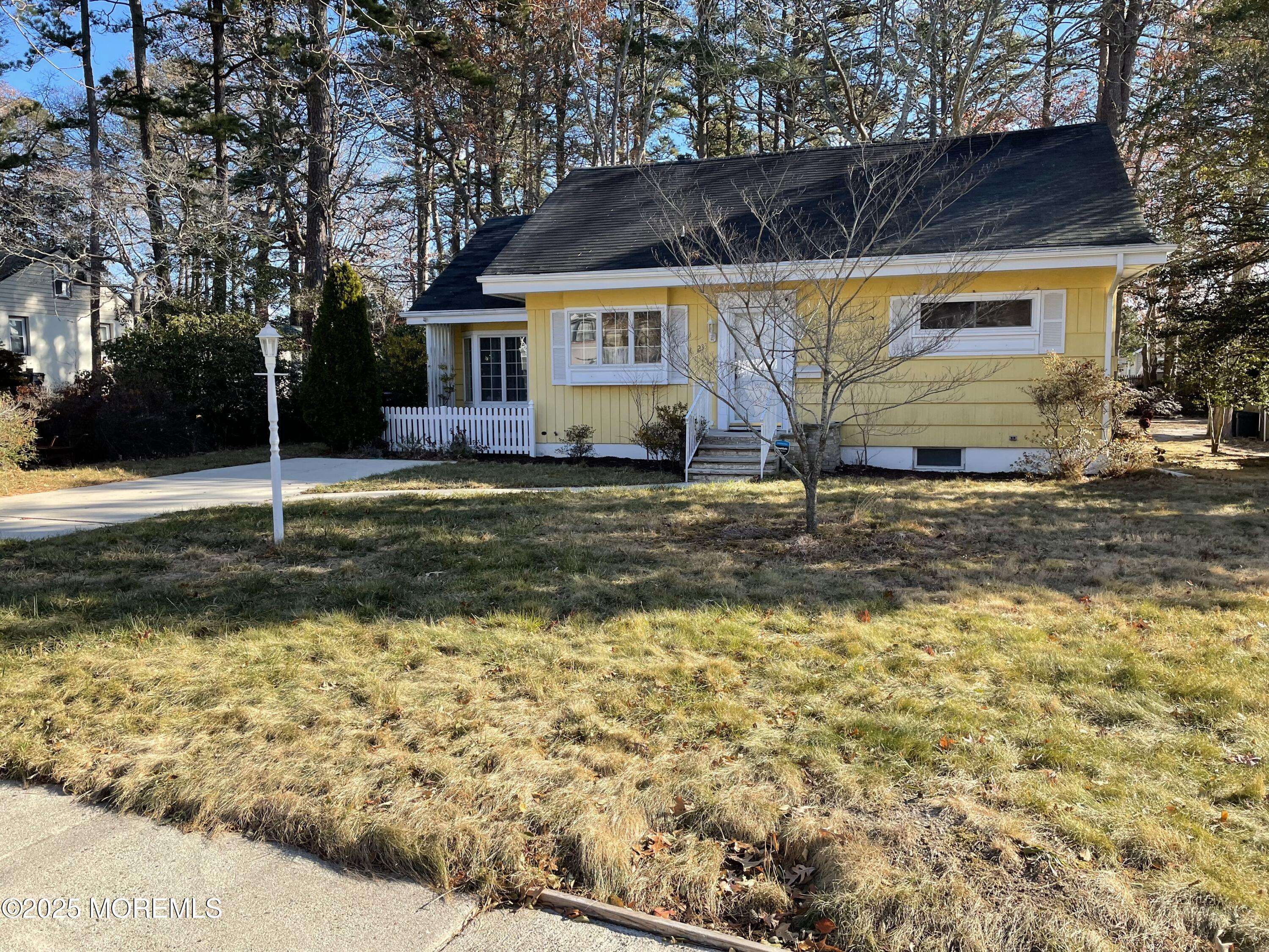 Absecon City, NJ 08201,233 Bayview Drive