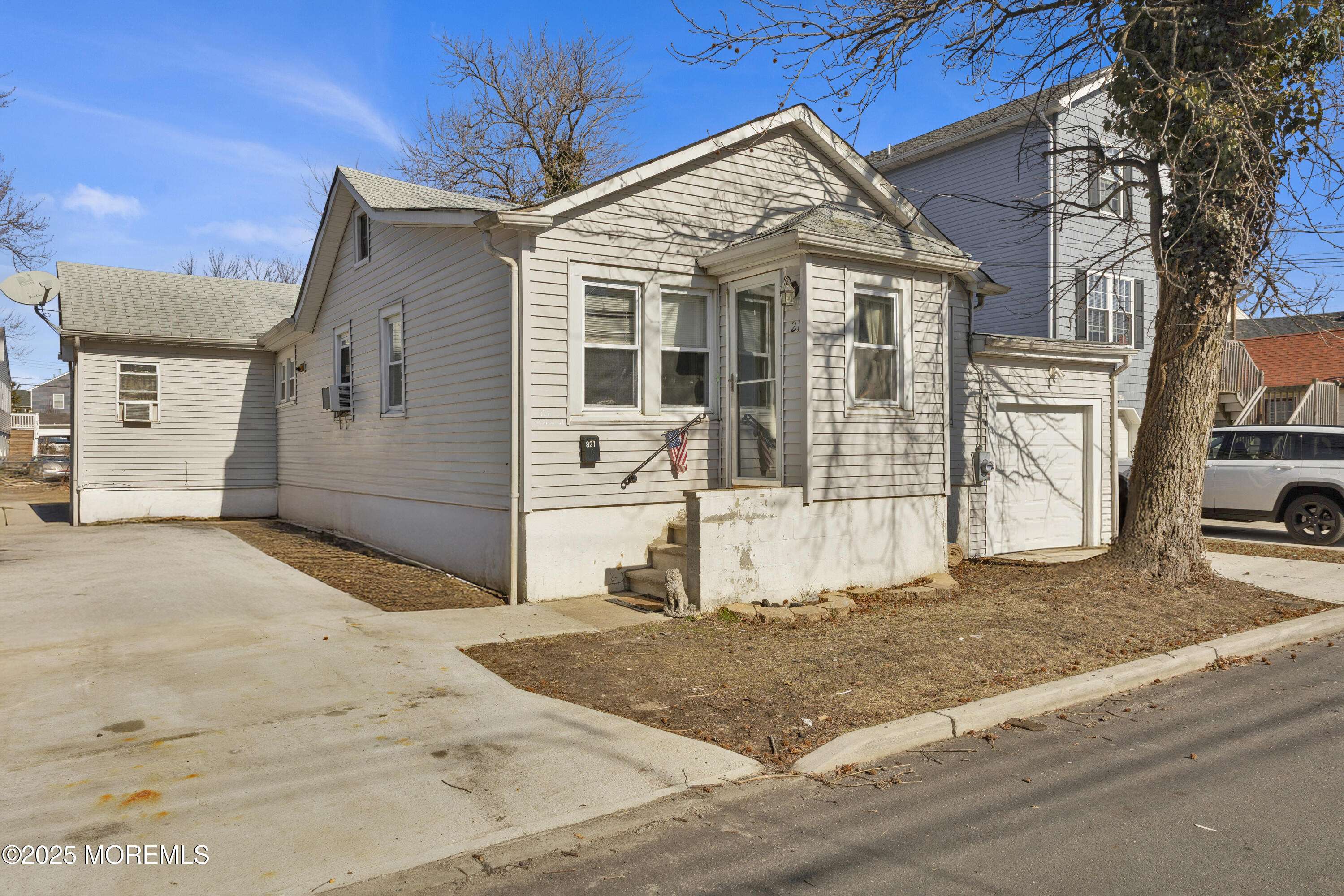 Union Beach, NJ 07735,821 Center Street