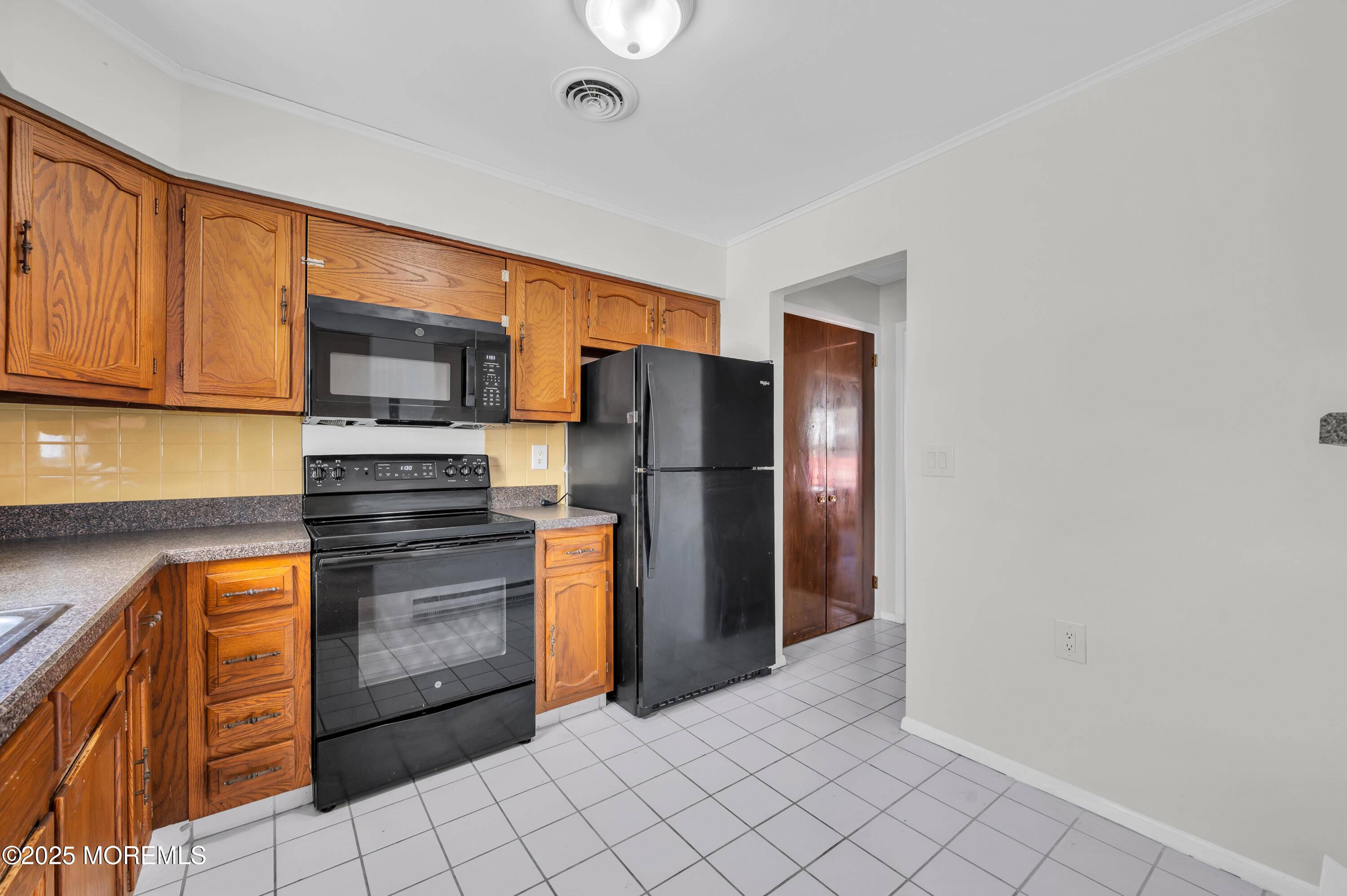 Whiting, NJ 08759,55 Franklin Lane