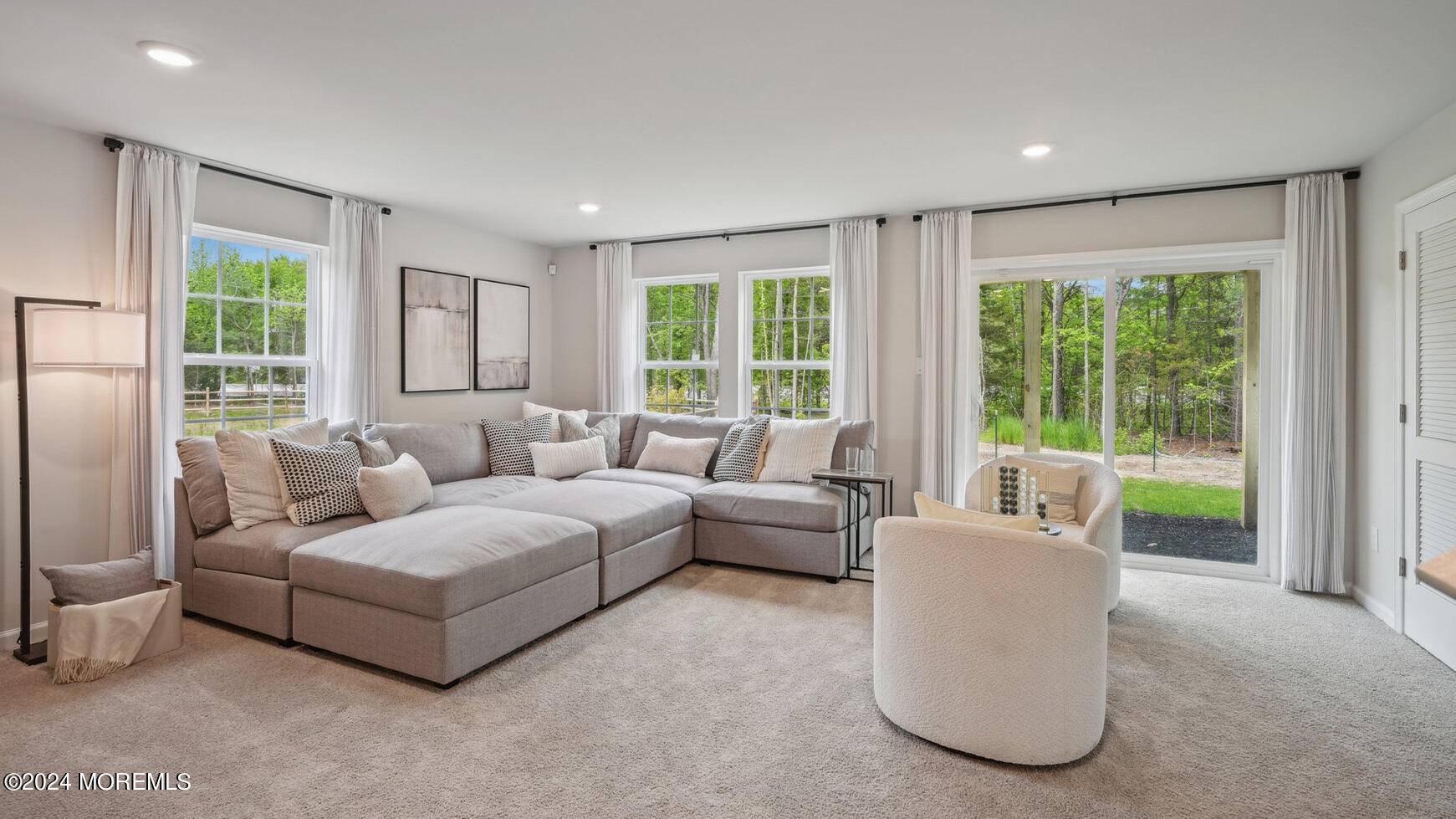 Tinton Falls, NJ 07753,8 Rothbury Court