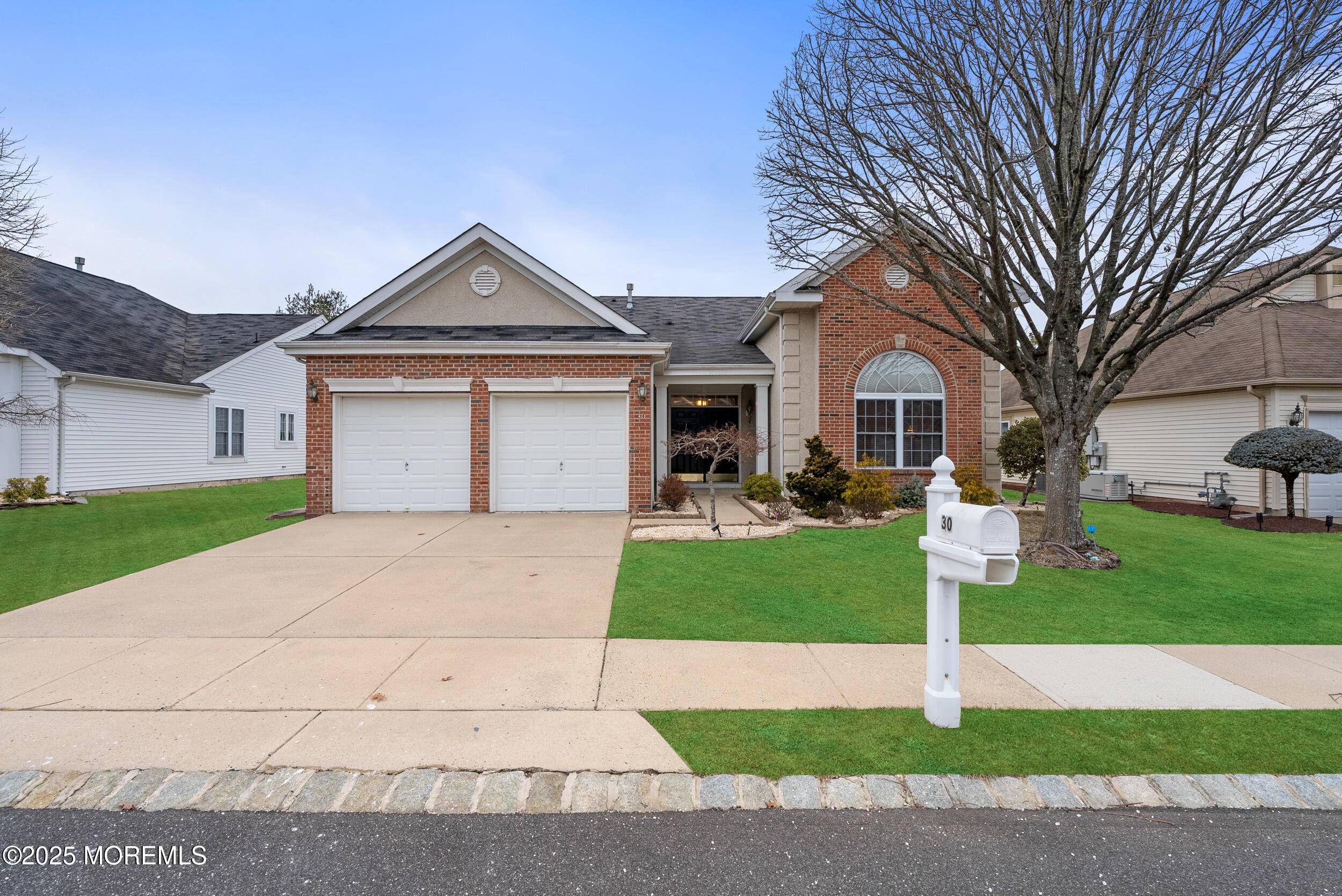 house_img