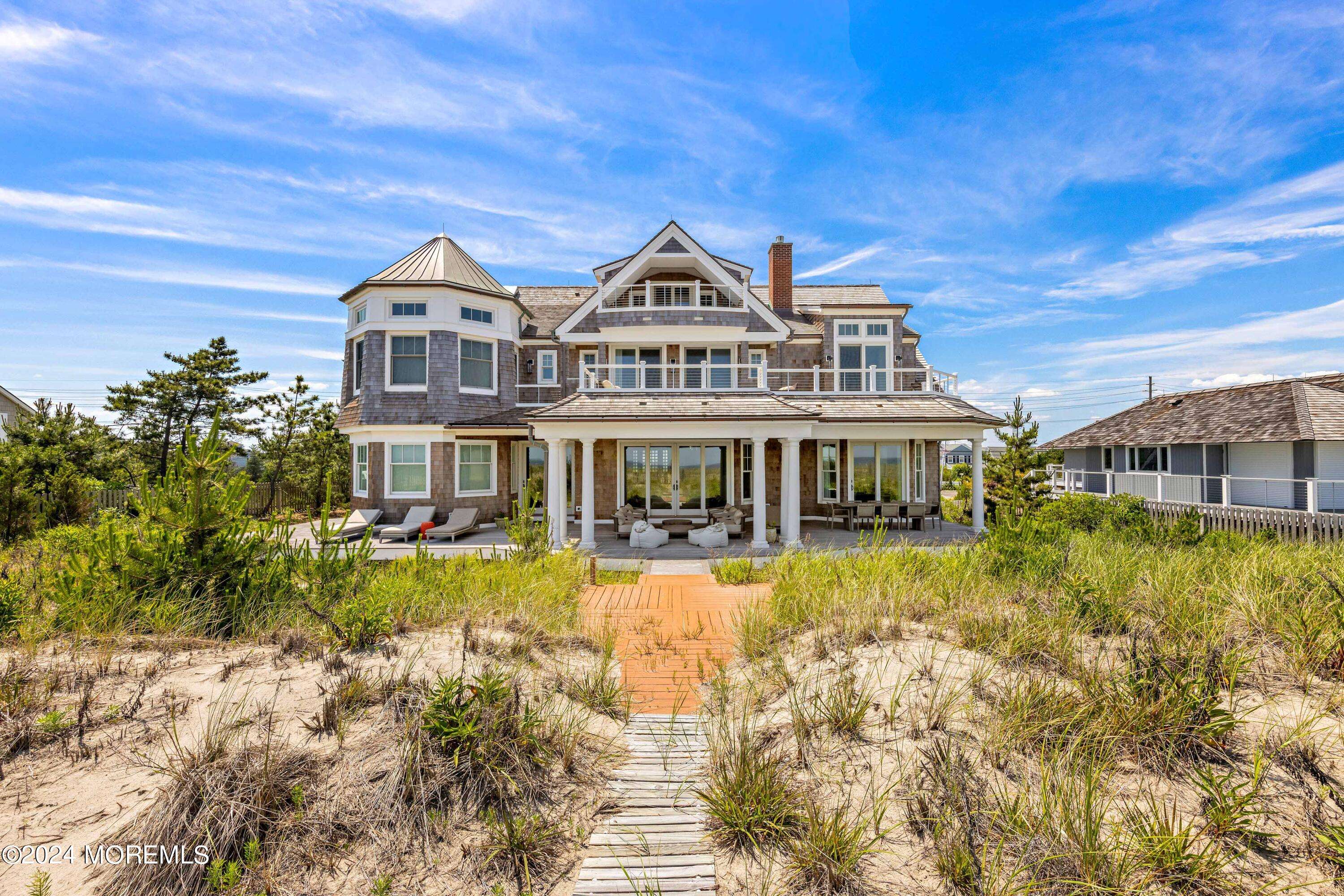 Mantoloking, NJ 08738,1437 Ocean Avenue
