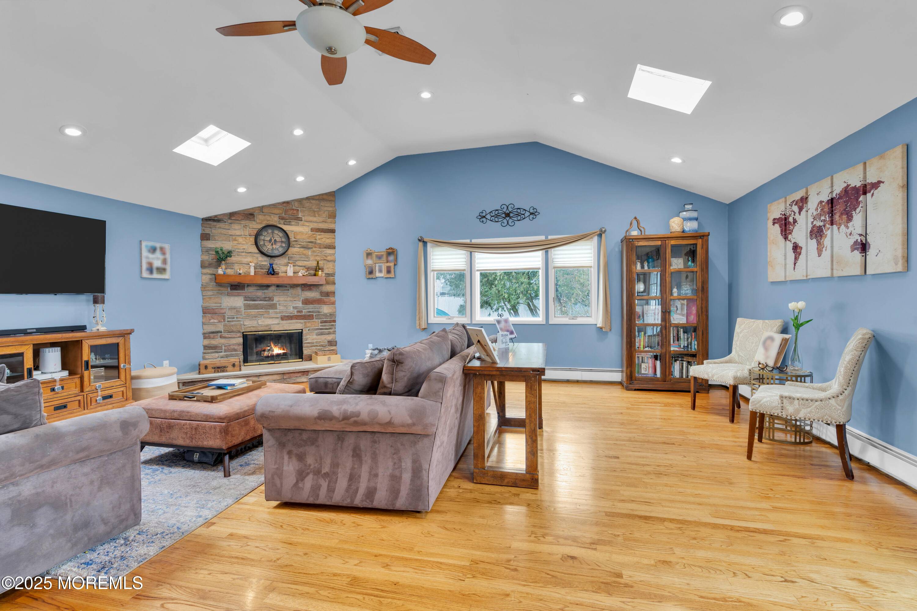 Aberdeen, NJ 07747,29 Icemeadow Lane