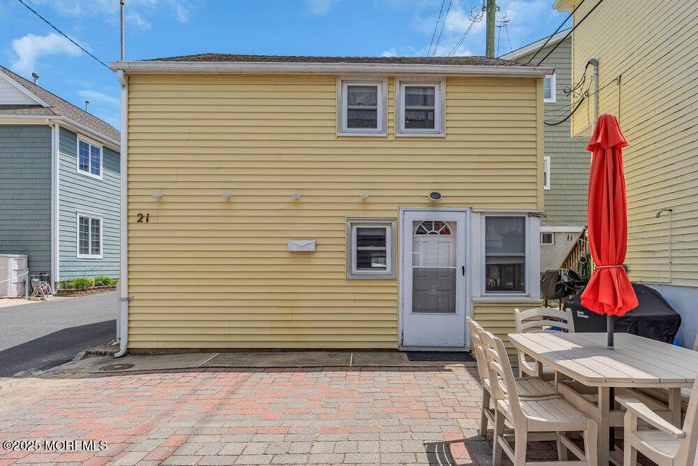 Lavallette, NJ 08735,21 E Bay Way