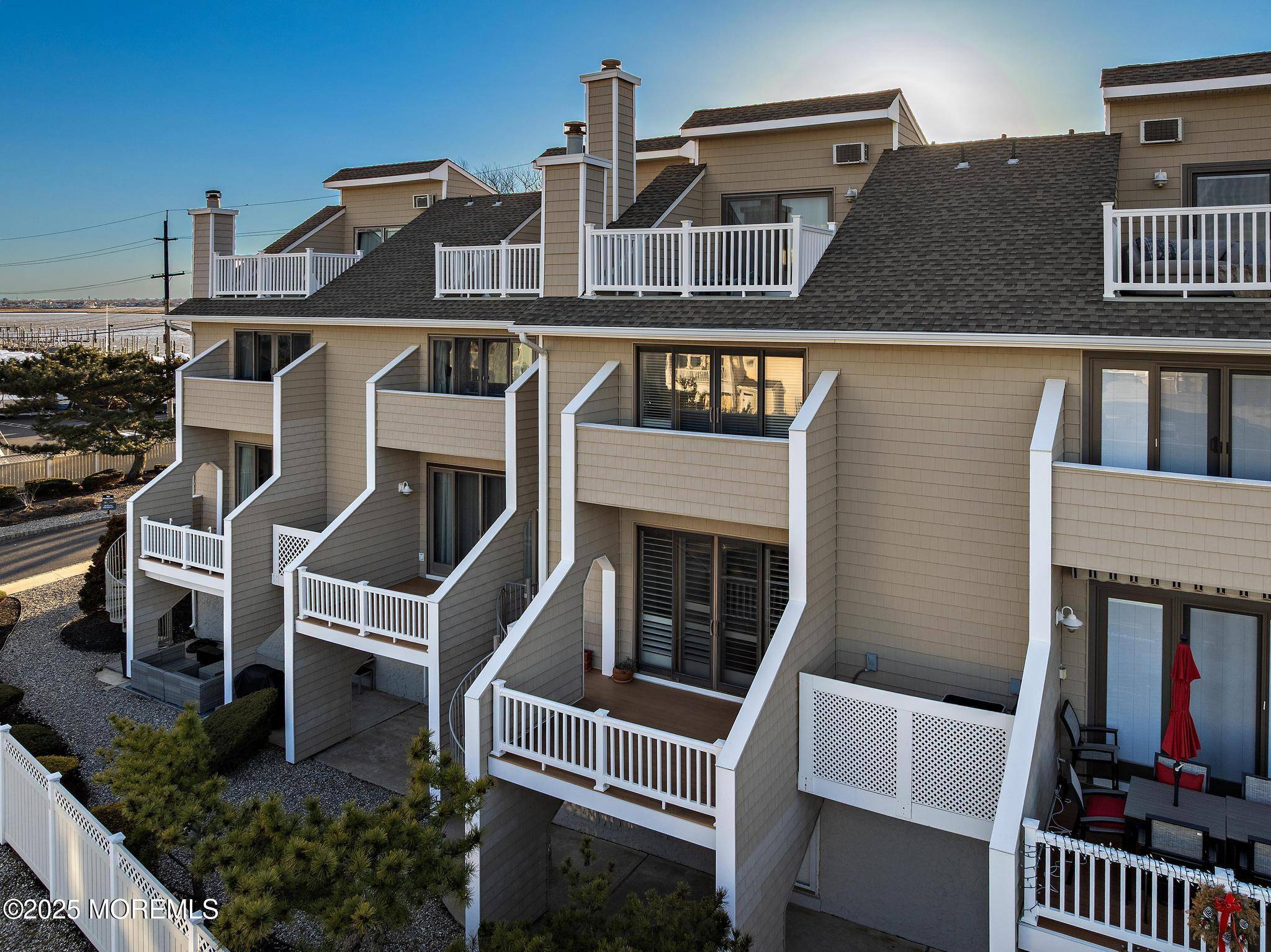 Sea Bright, NJ 07760,1266 Ocean Avenue #20