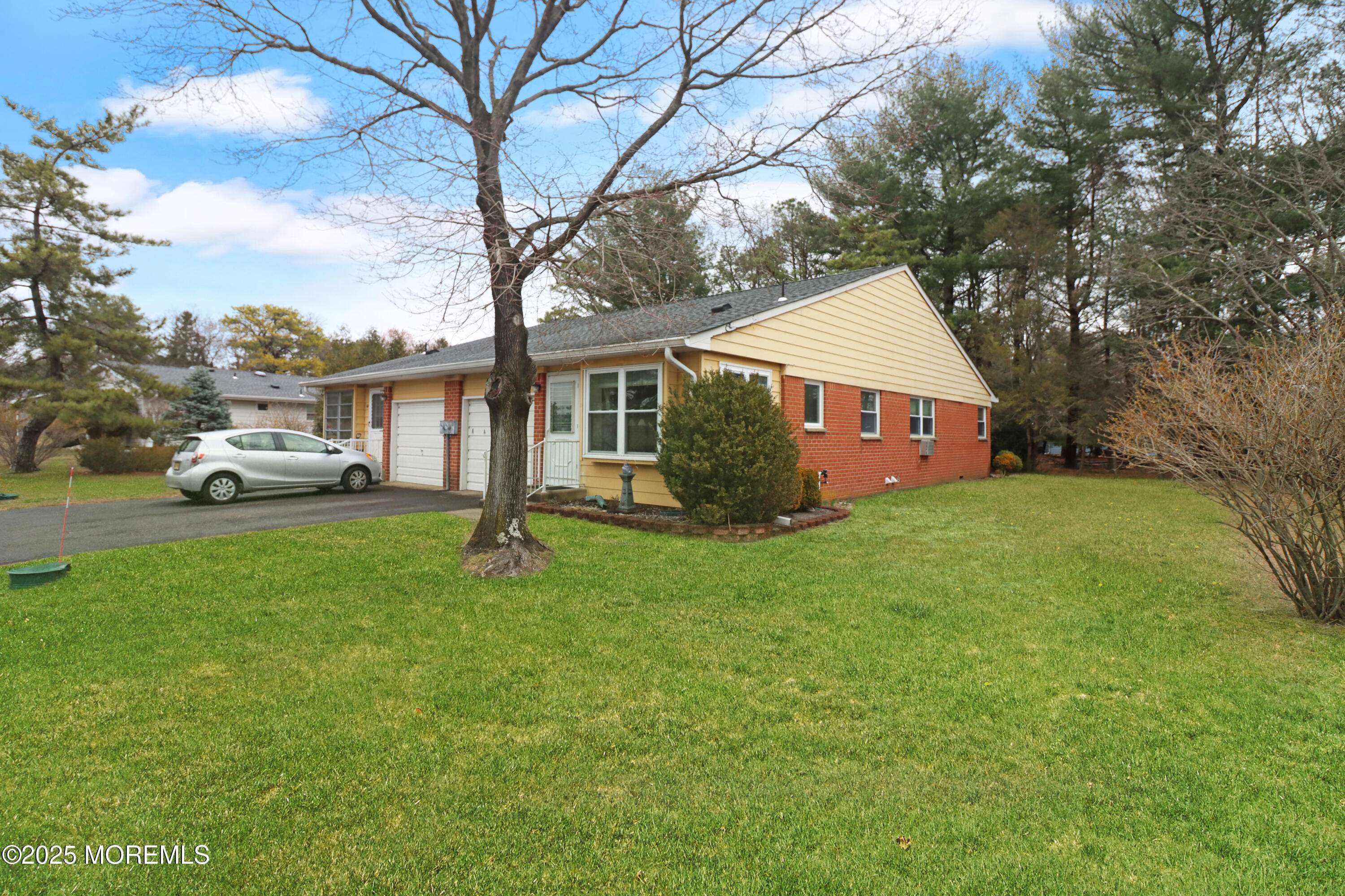 Manchester, NJ 08759,11 Quaker Lane