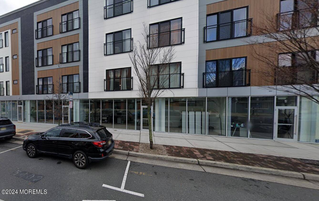 Asbury Park, NJ 07712,700 Bangs Avenue #403