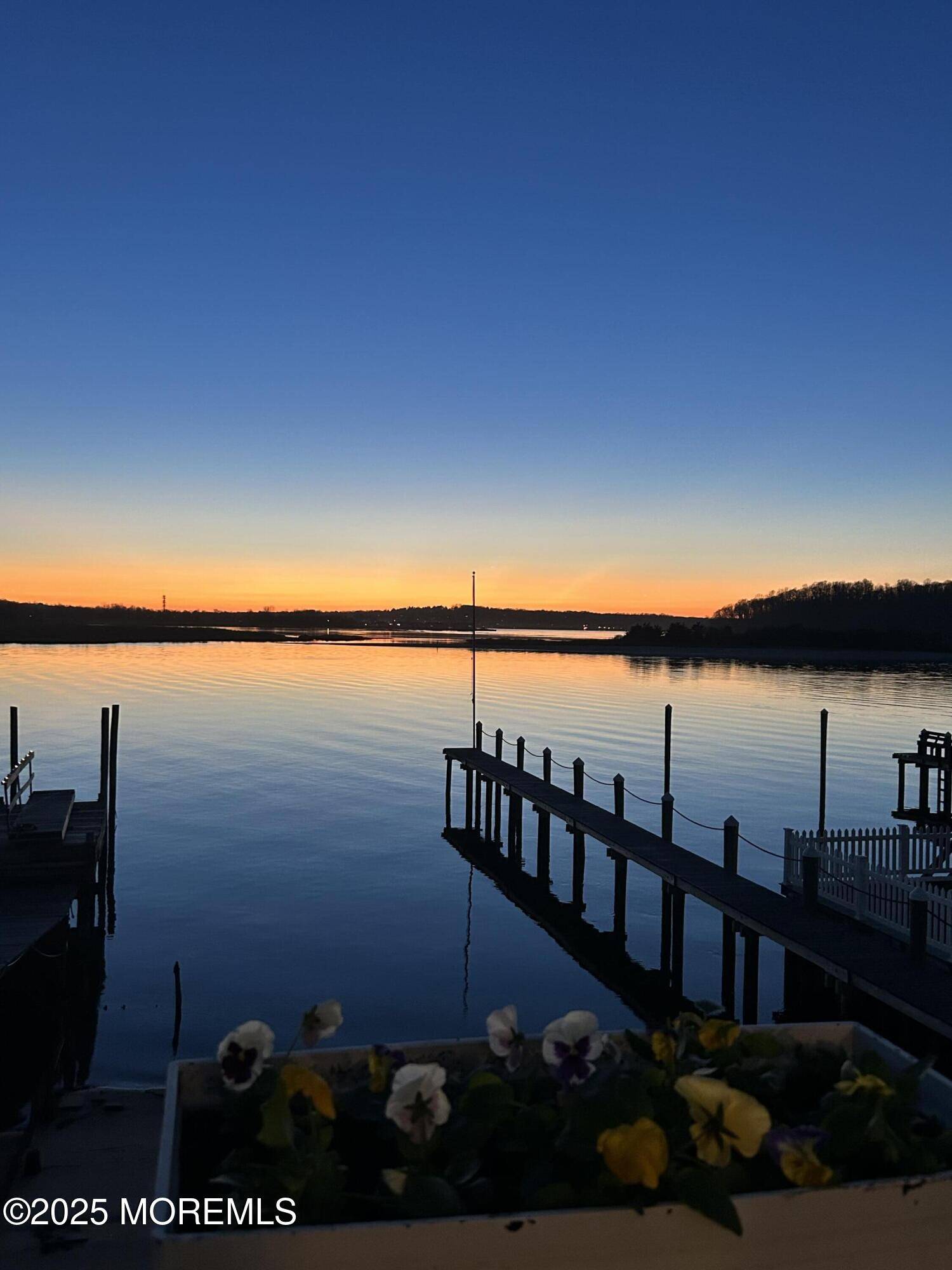 Sea Bright, NJ 07760,20 Riverview Place