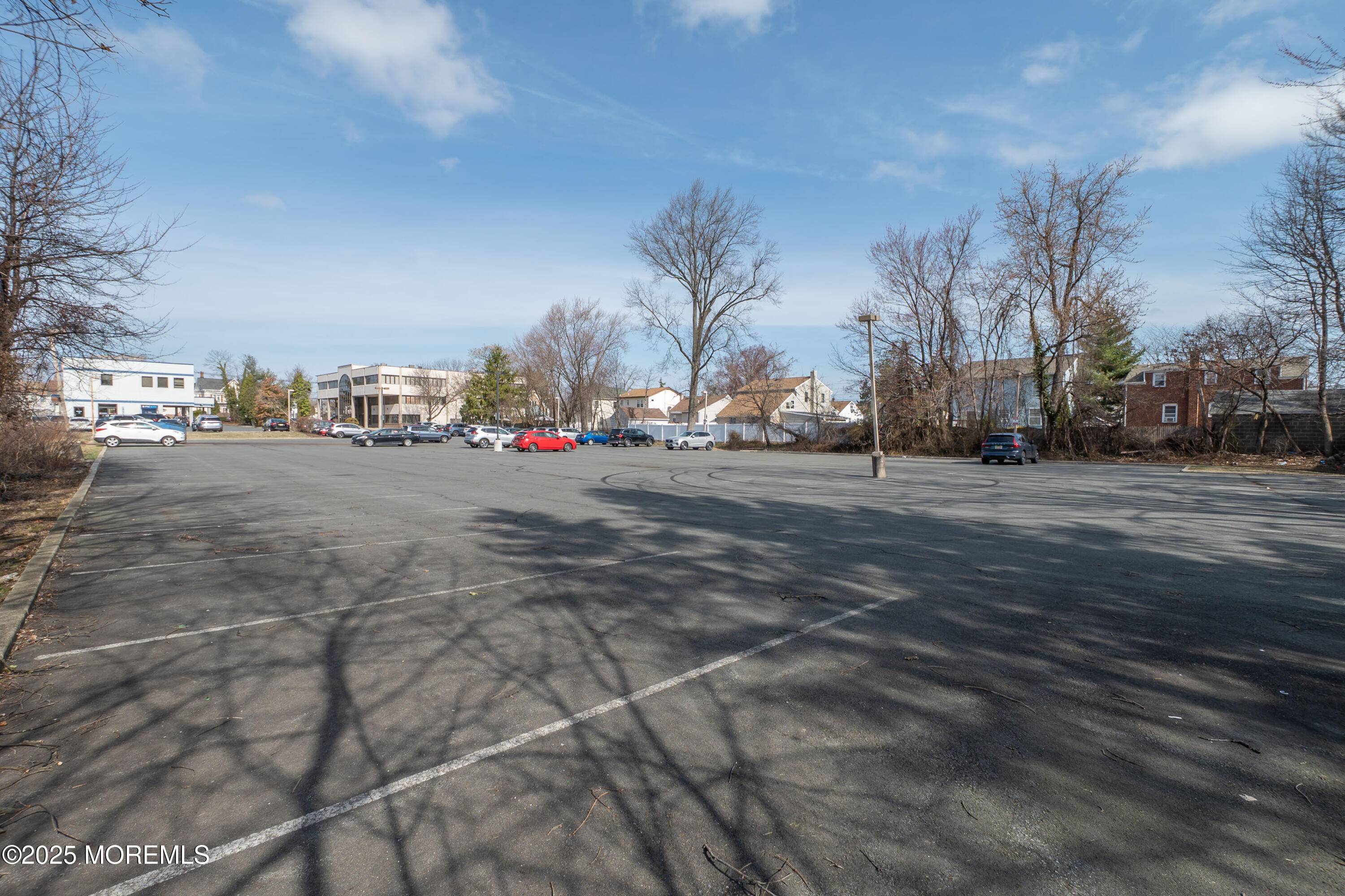 North Brunswick, NJ 08902,622 Georges Road #1