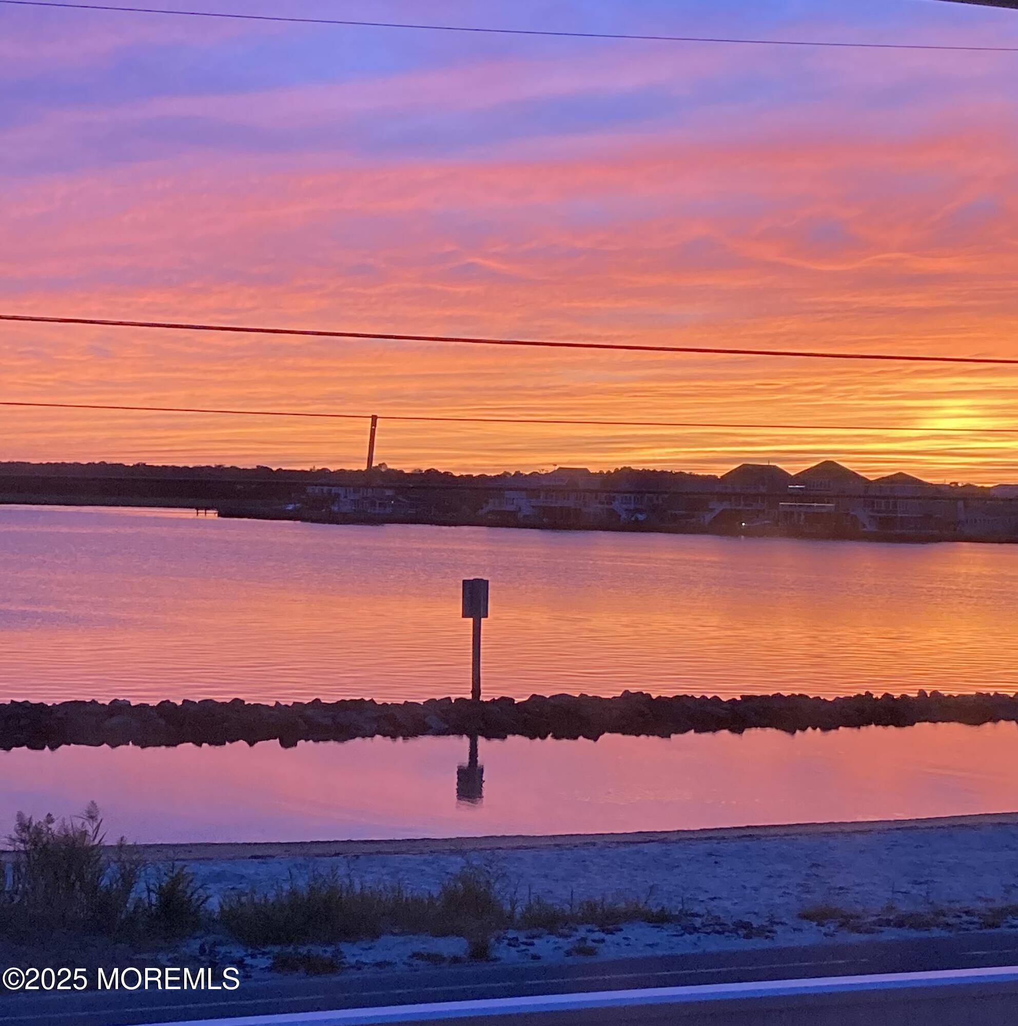 Tuckerton, NJ 08087,1131 S Green Street