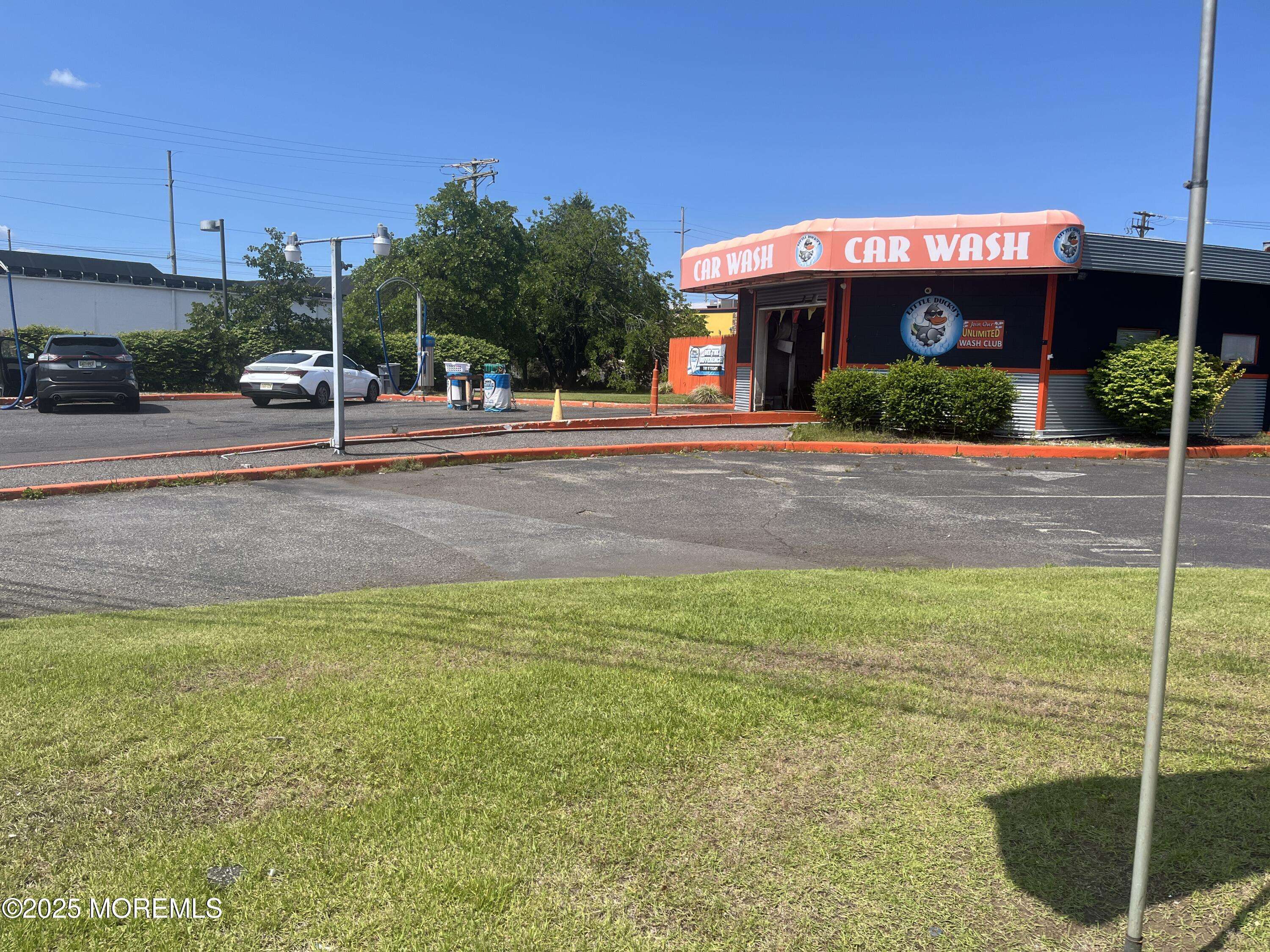 Toms River, NJ 08753,634 Clifton Avenue