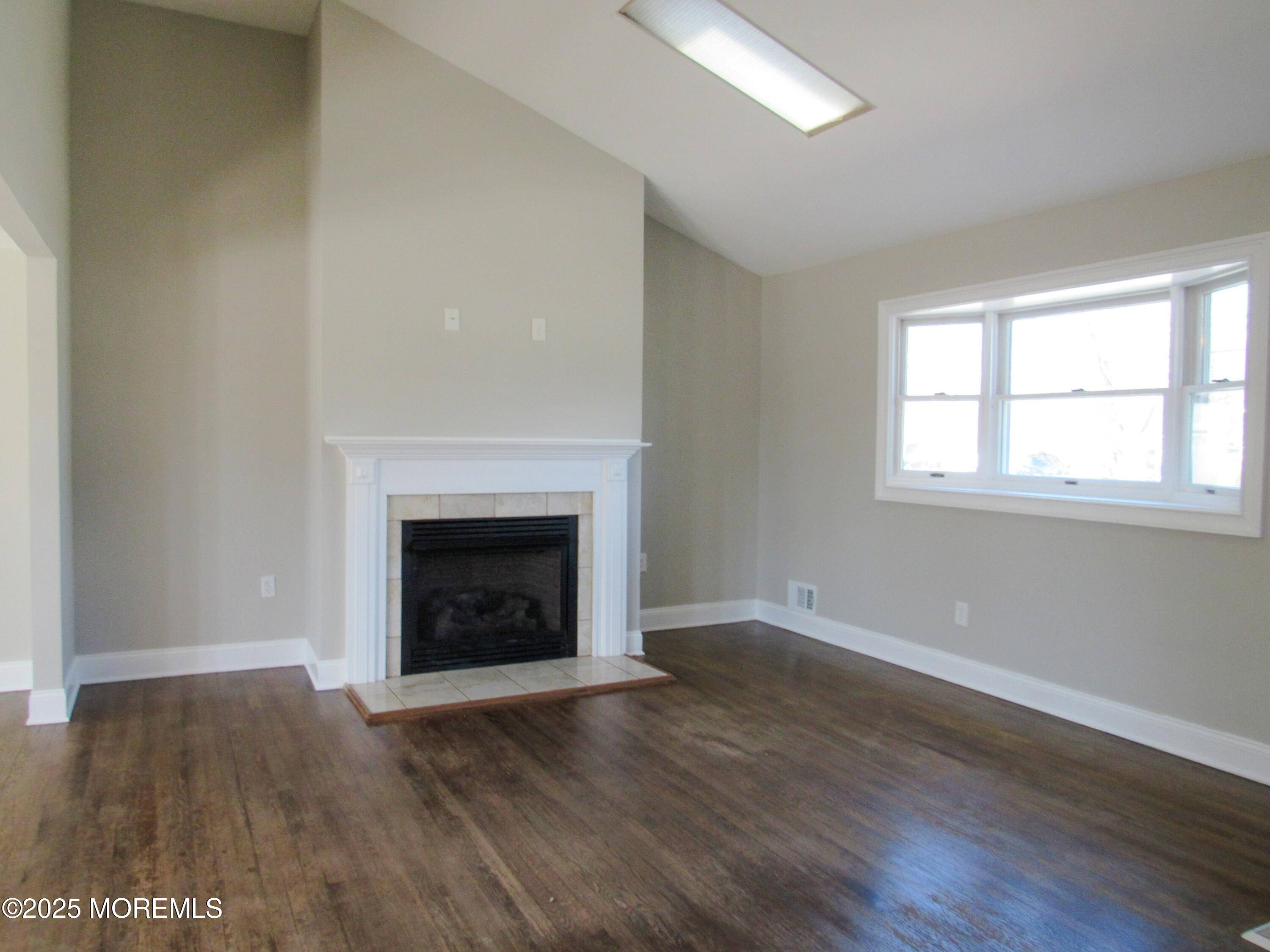 Toms River, NJ 08753,19 Dogwood Lane