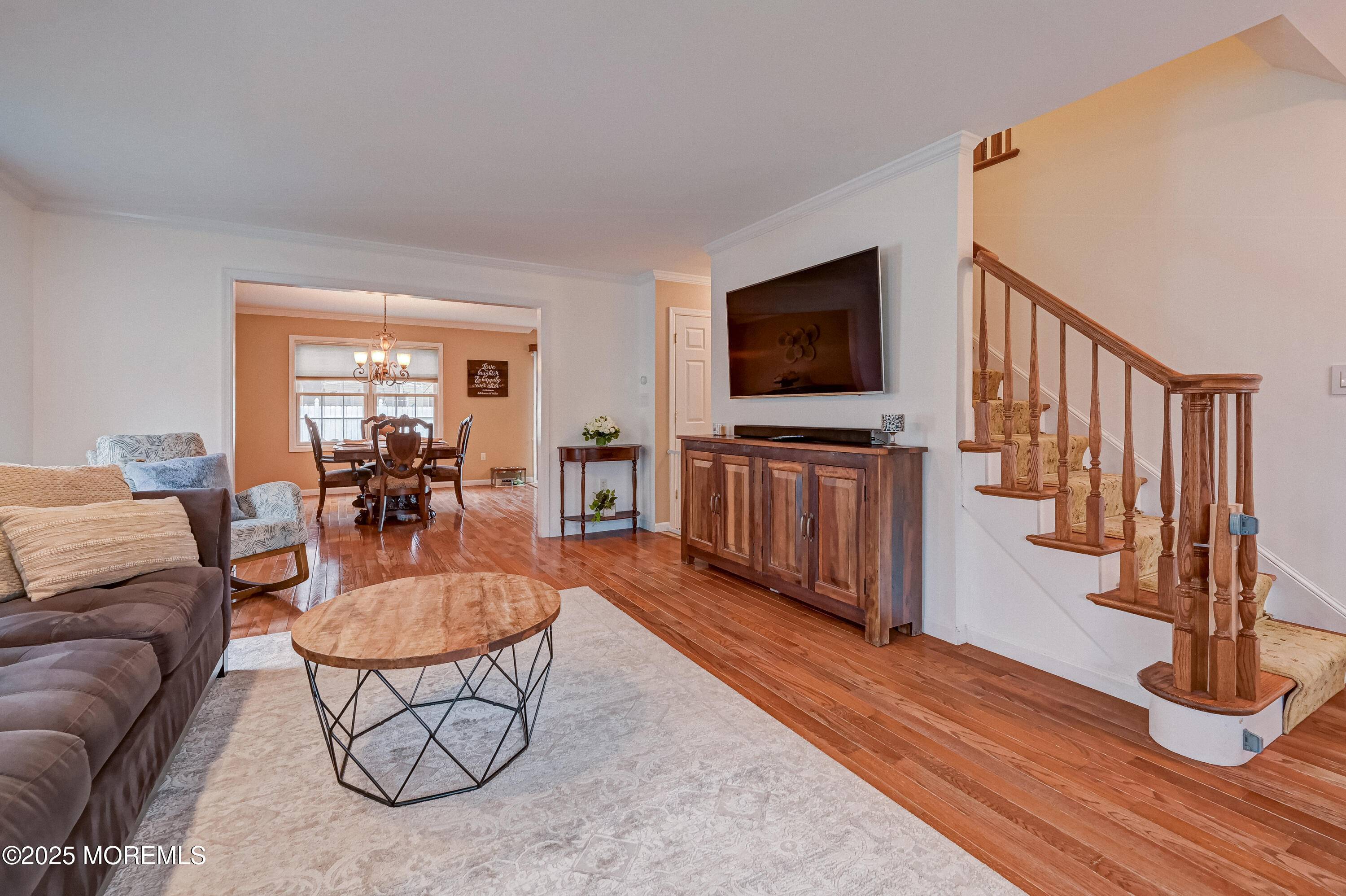 Hazlet, NJ 07734,25 Thorne Place