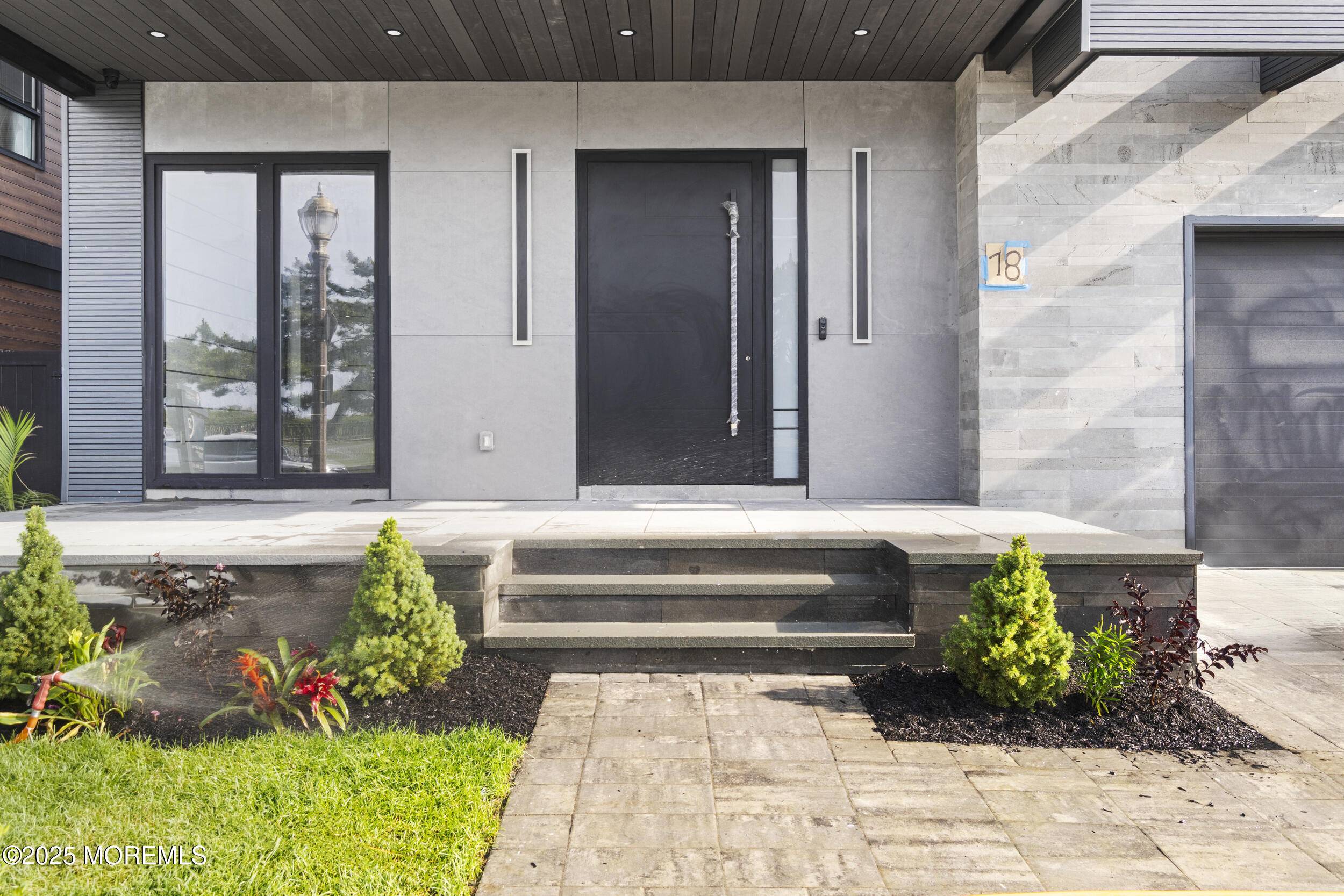 Long Branch, NJ 07740,18 Seaview Avenue