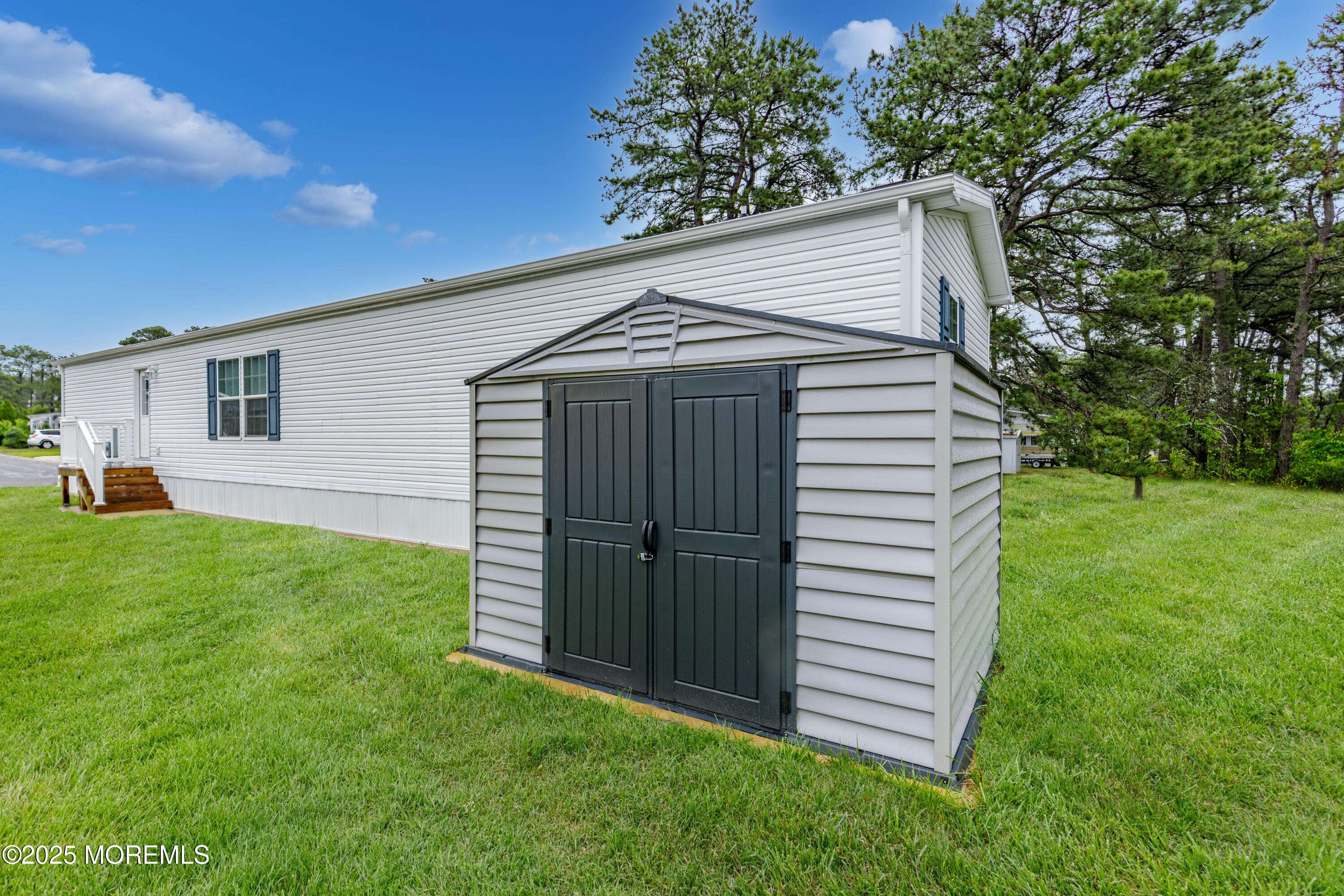 Whiting, NJ 08759,179 Mockingbird Way