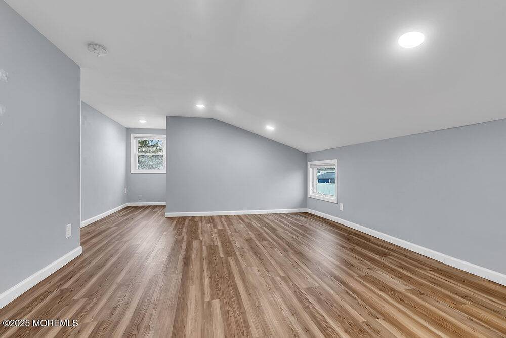 Avenel, NJ 07001,463 Butler Street #2