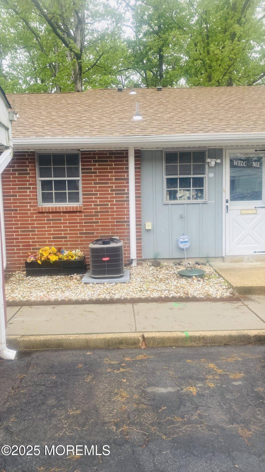 Lakewood, NJ 08701,37 Cambridge Court #100d