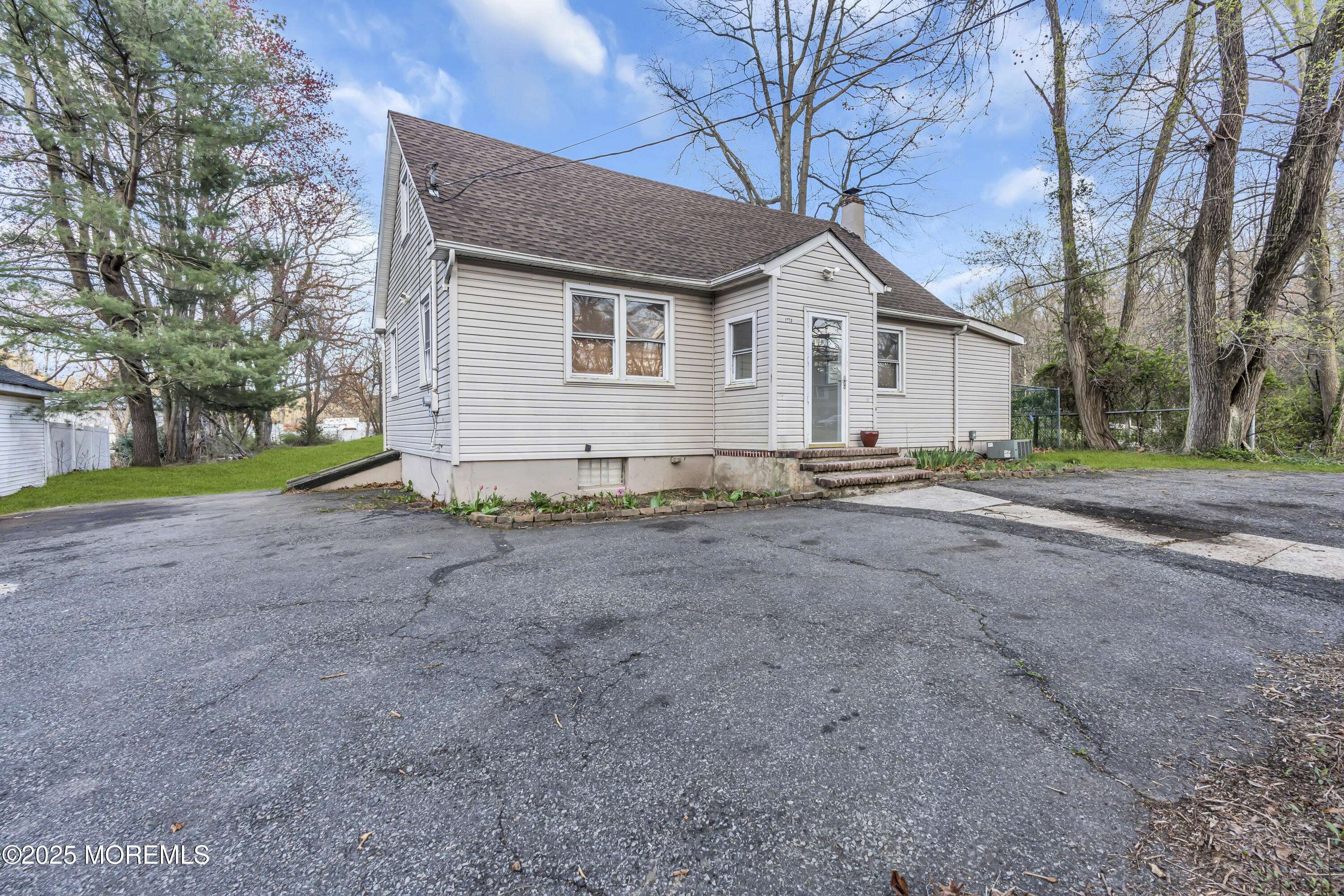Old Bridge, NJ 08857,1550 Englishtown Road
