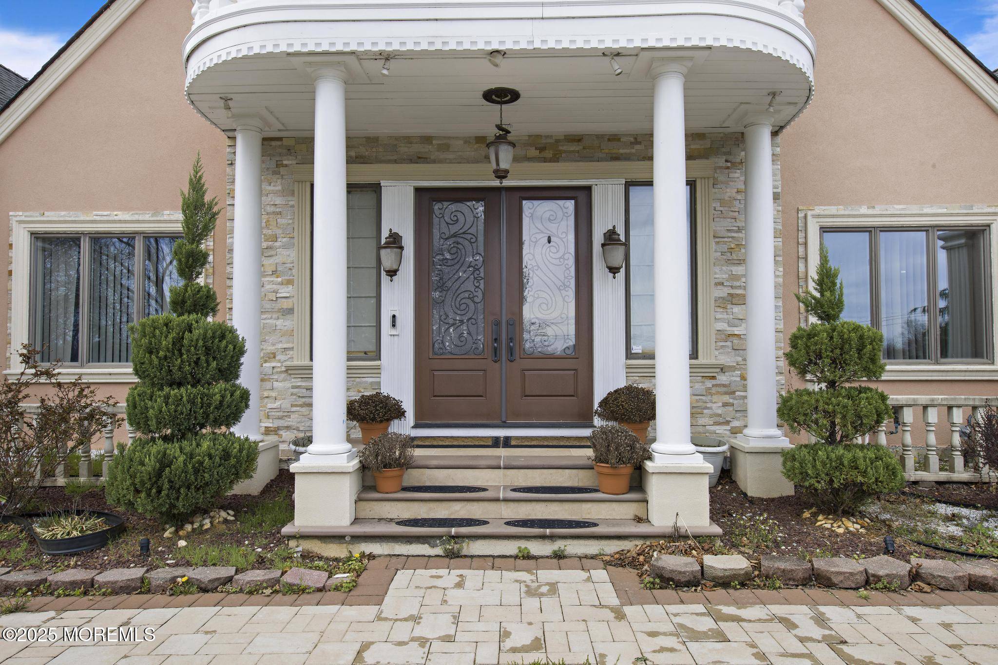 Holmdel, NJ 07733,14 Schanck Road