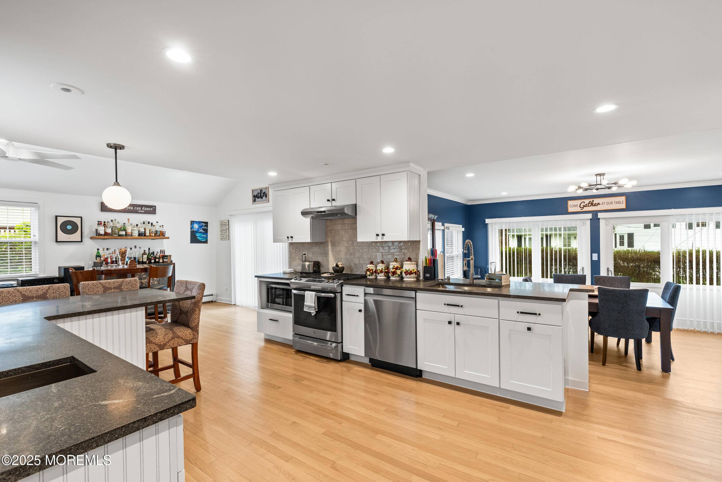 Ocean Twp, NJ 07712,402 Parkview Avenue