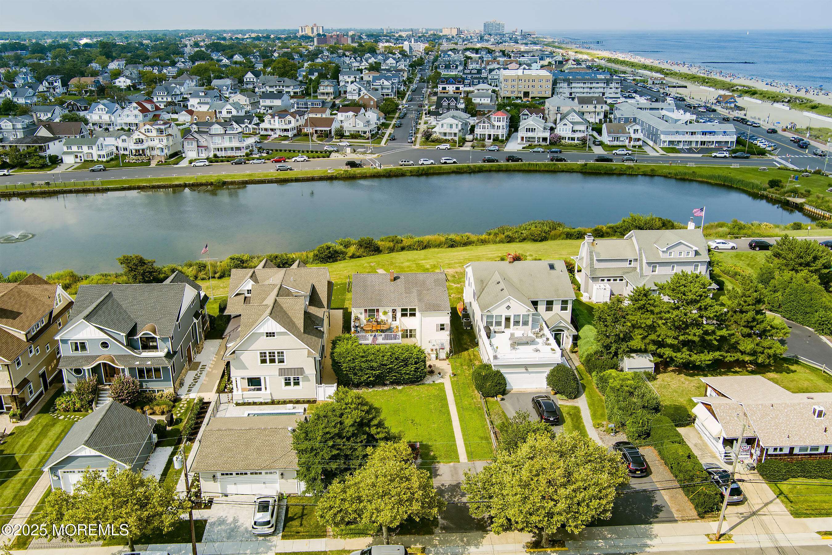 Avon-by-the-sea, NJ 07717