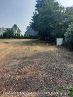 Island Heights, NJ 08732,256 Summit Avenue