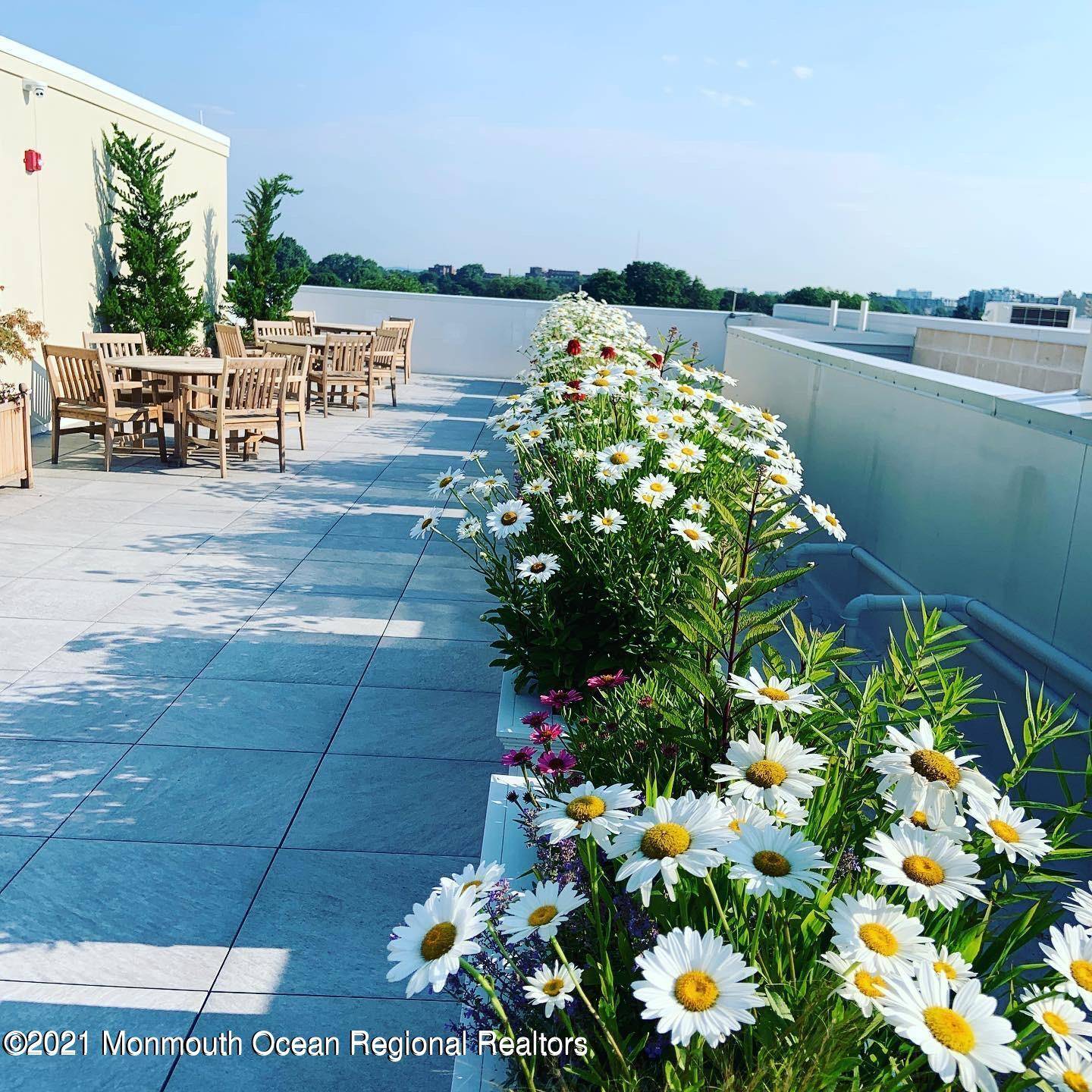 Long Branch, NJ 07740,5761 Brighton Avenue #401