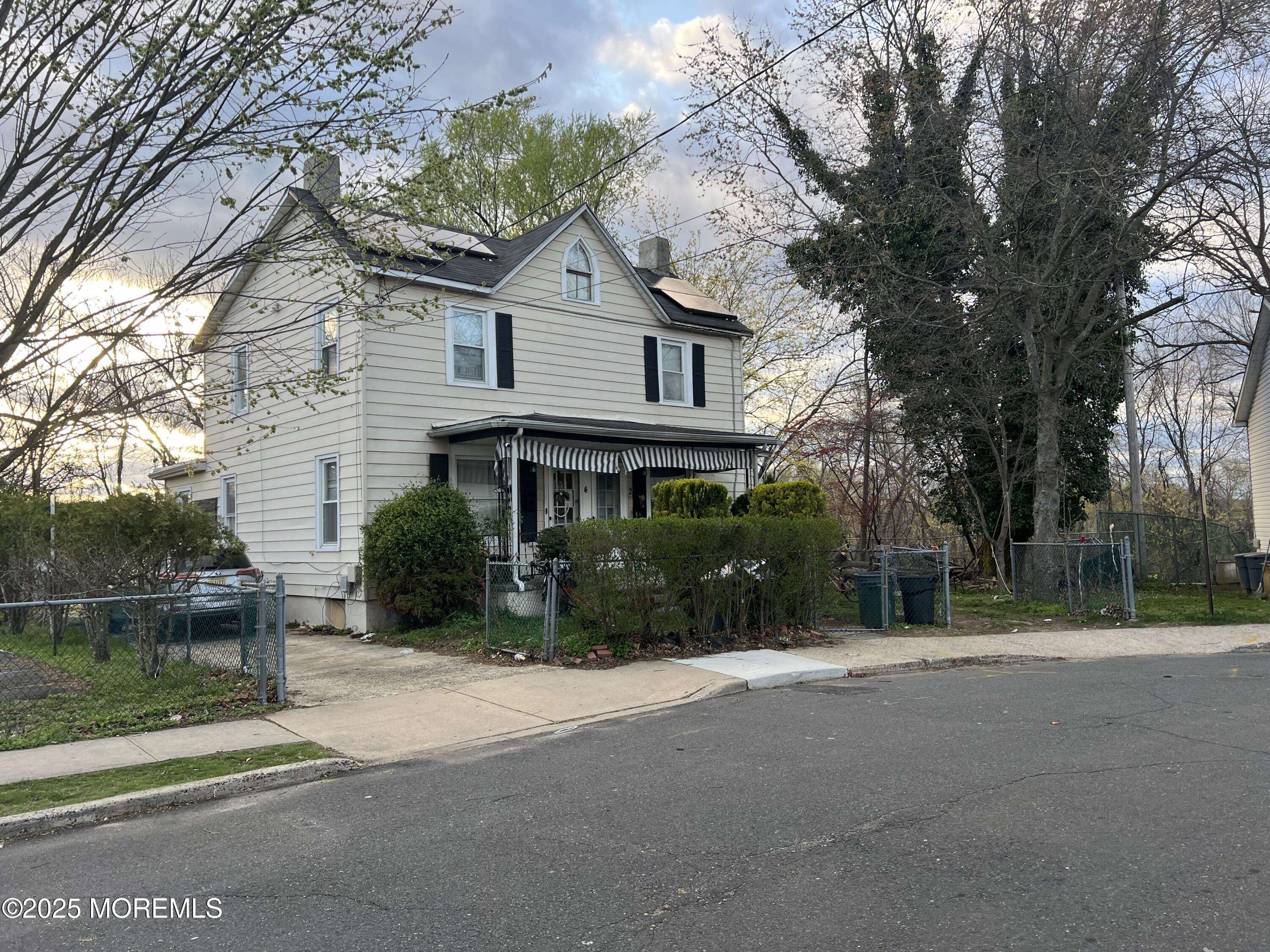 Red Bank, NJ 07701,24 Tilton Avenue