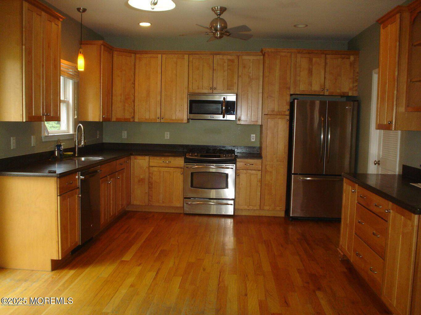 Brick, NJ 08723,18 Stuyvesant Road