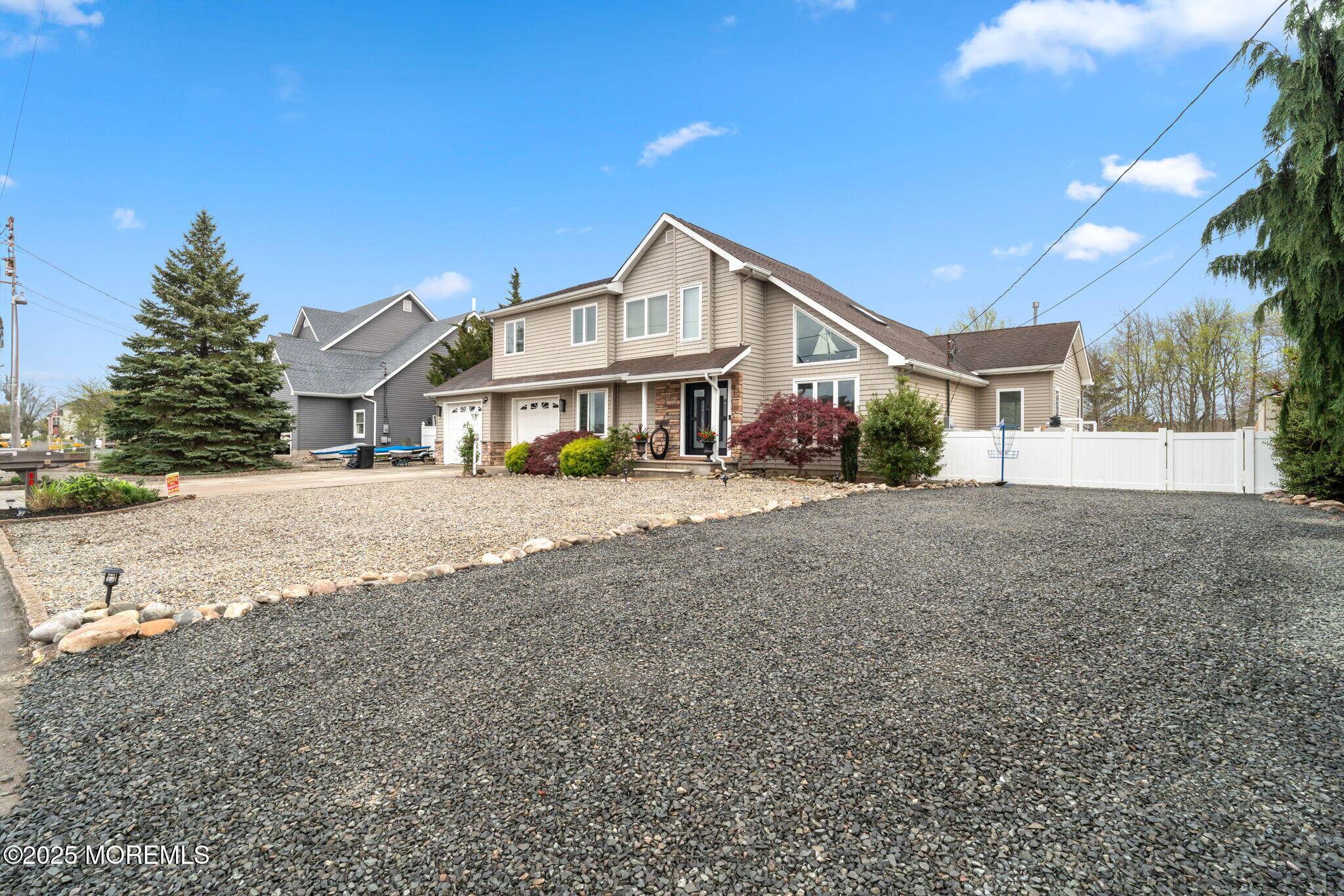 Lanoka Harbor, NJ 08734,825 Laurel Boulevard