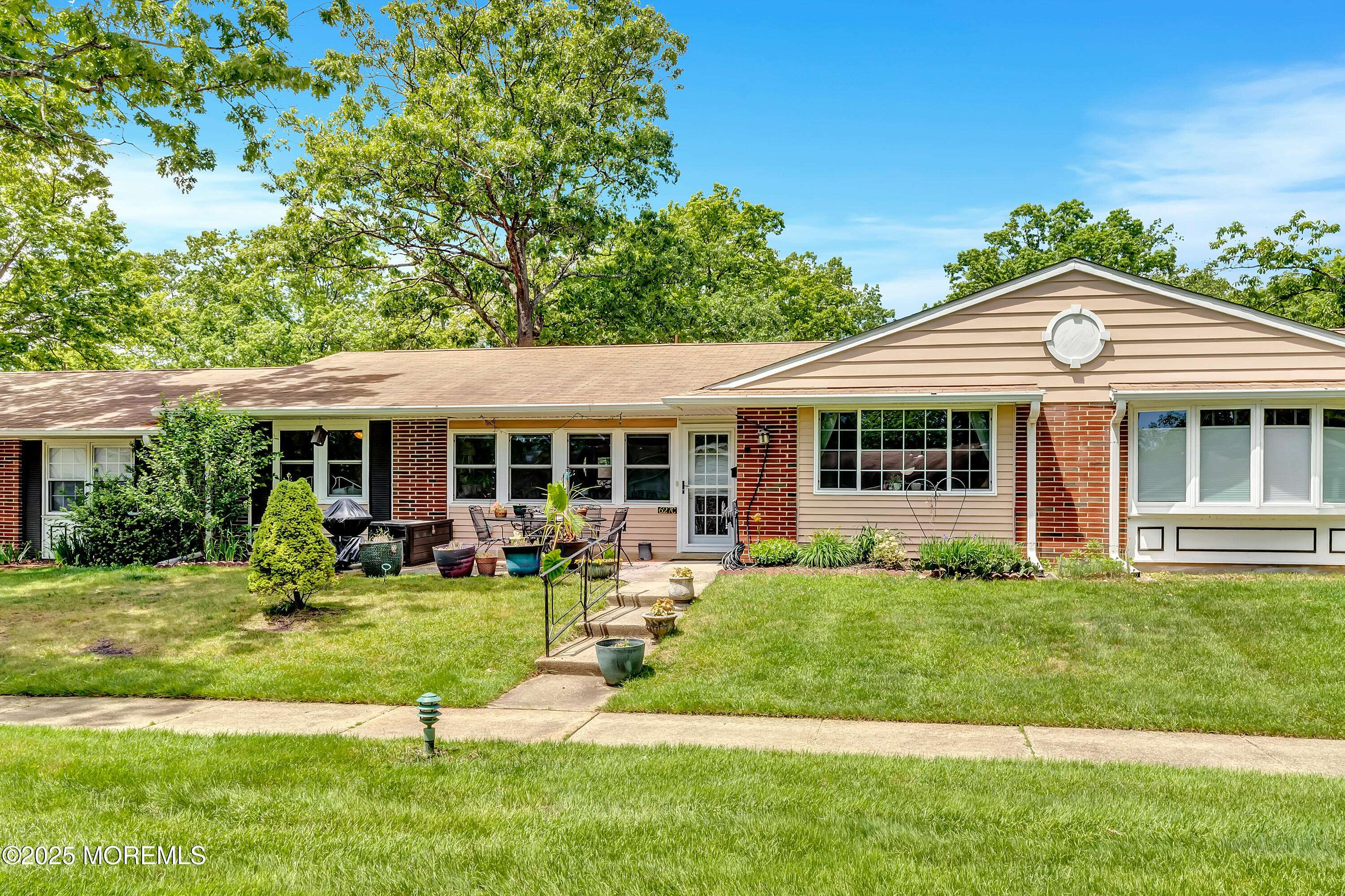 Lakewood, NJ 08701,627 Huntington Drive #C