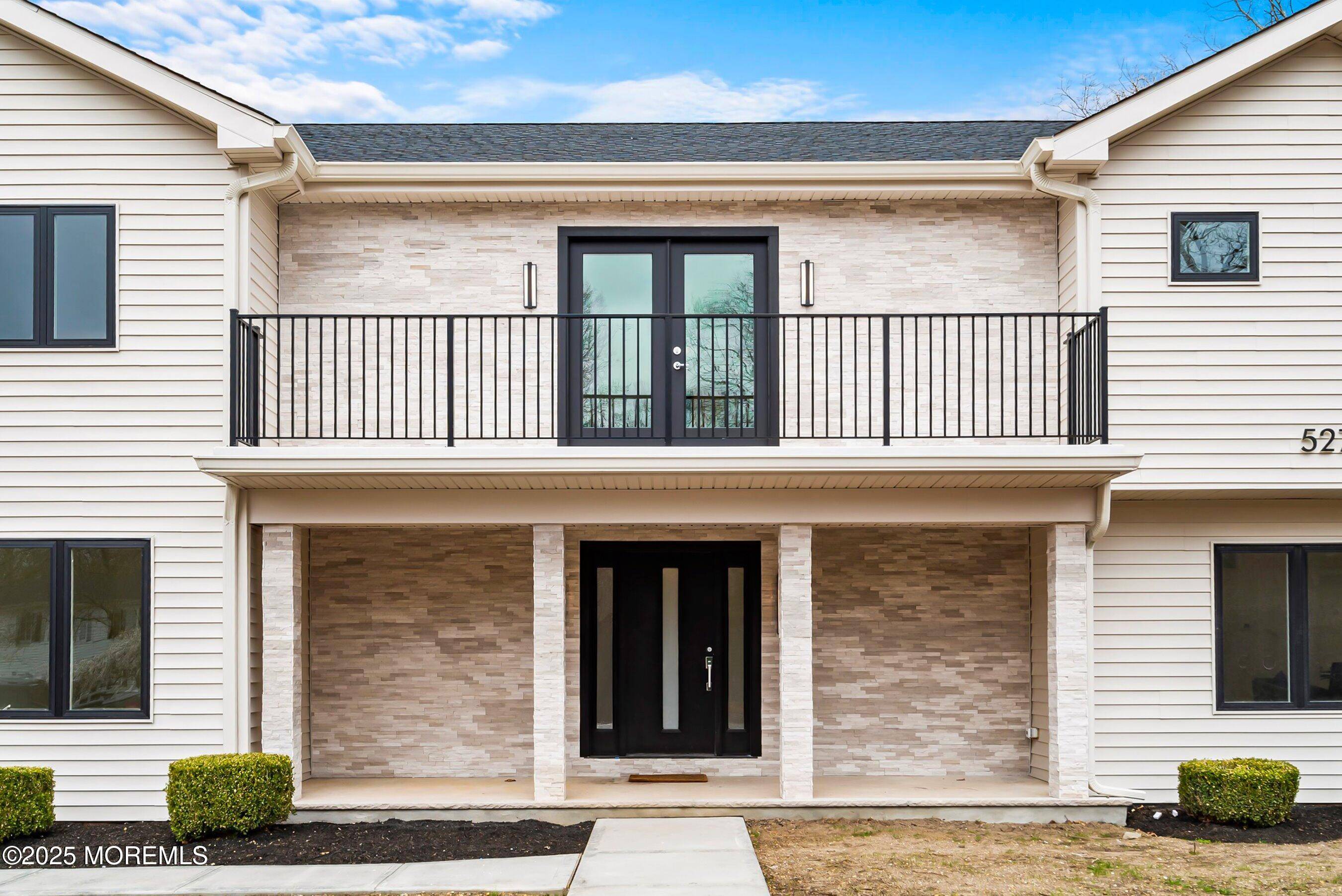 Toms River, NJ 08755,527 Woodview Road