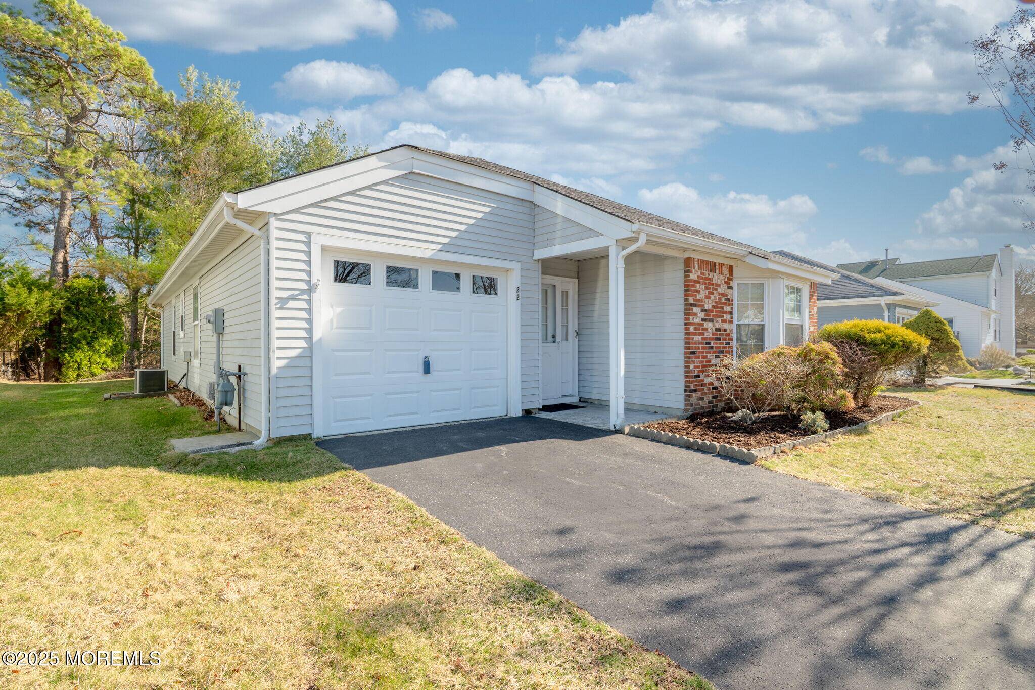 Barnegat, NJ 08005,22 Pine Oak Boulevard