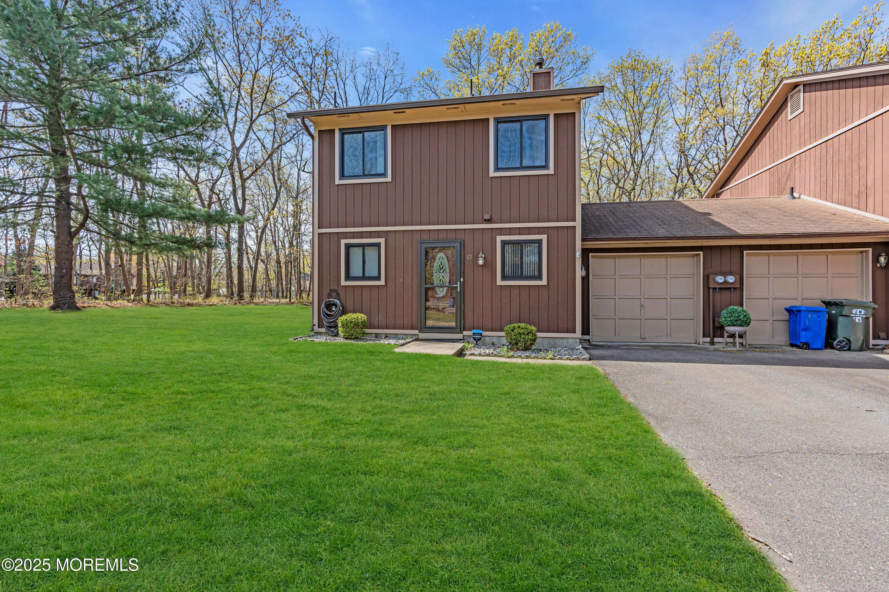 Howell, NJ 07731,13 Owl Road #1000