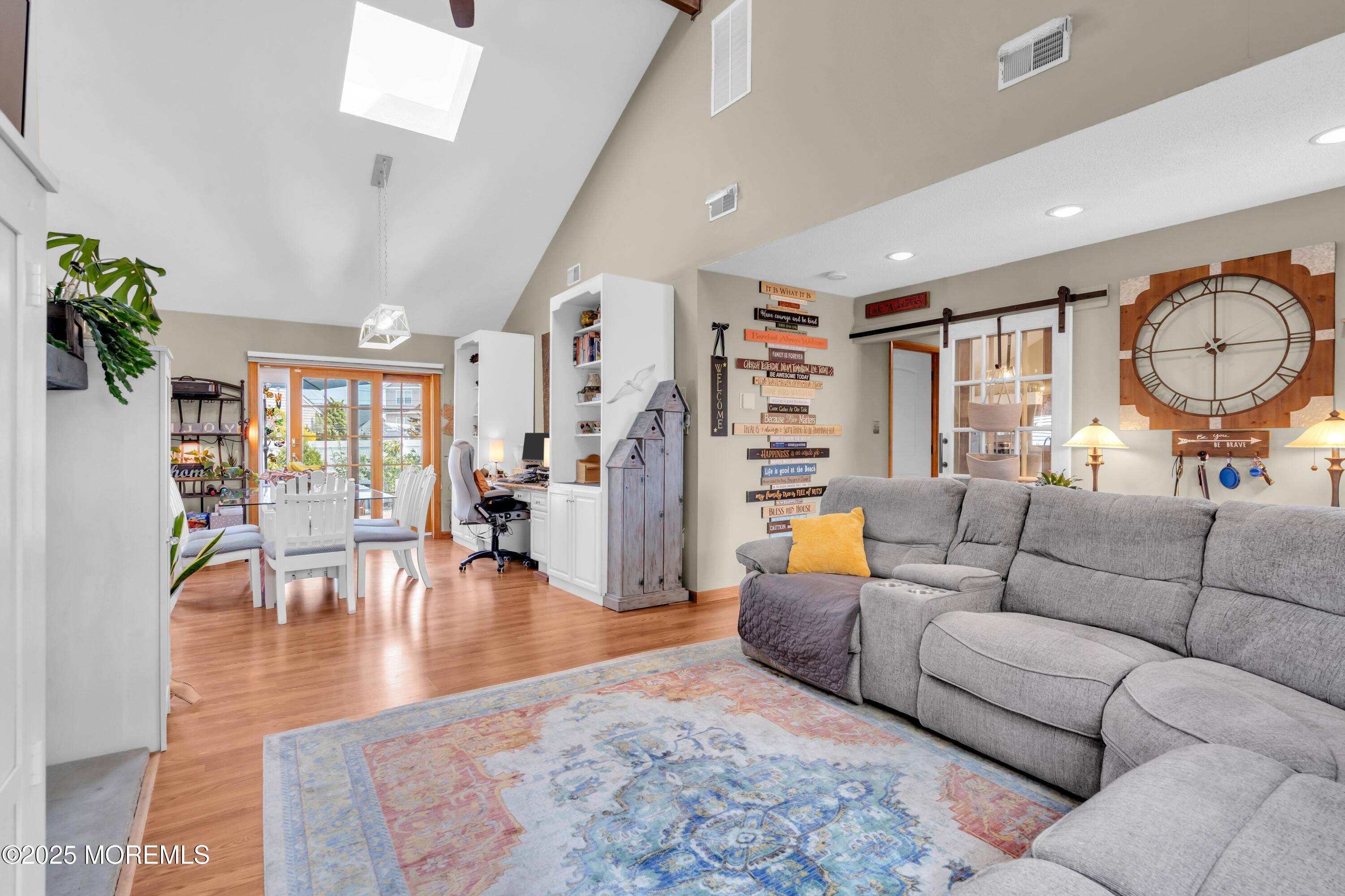 Manahawkin, NJ 08050,1083 Walter Boulevard