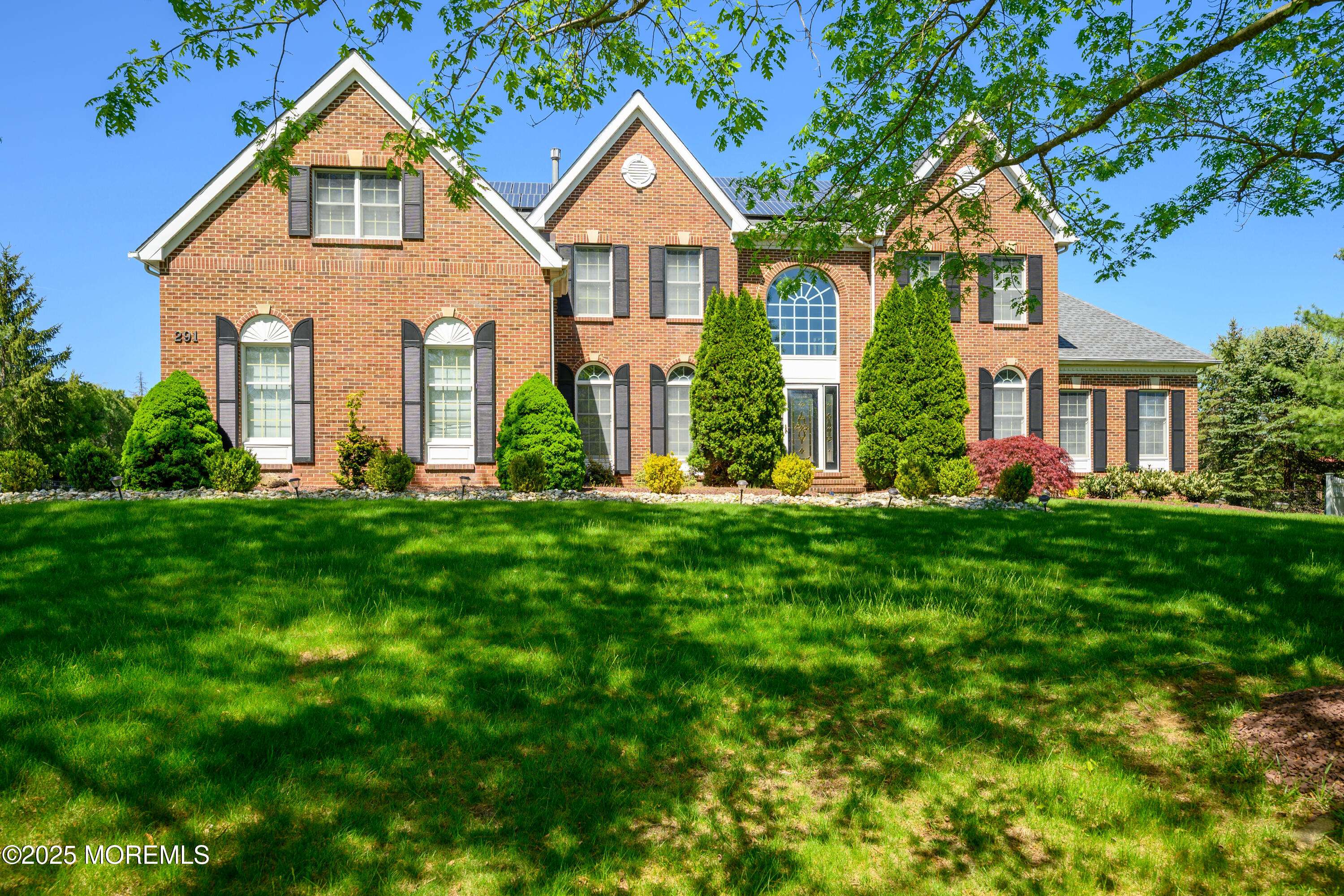 Freehold, NJ 07728,291 Round Hill Drive