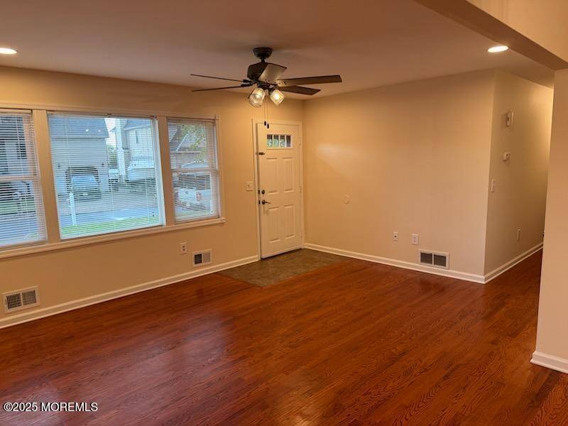 Toms River, NJ 08753,165 Susan Street