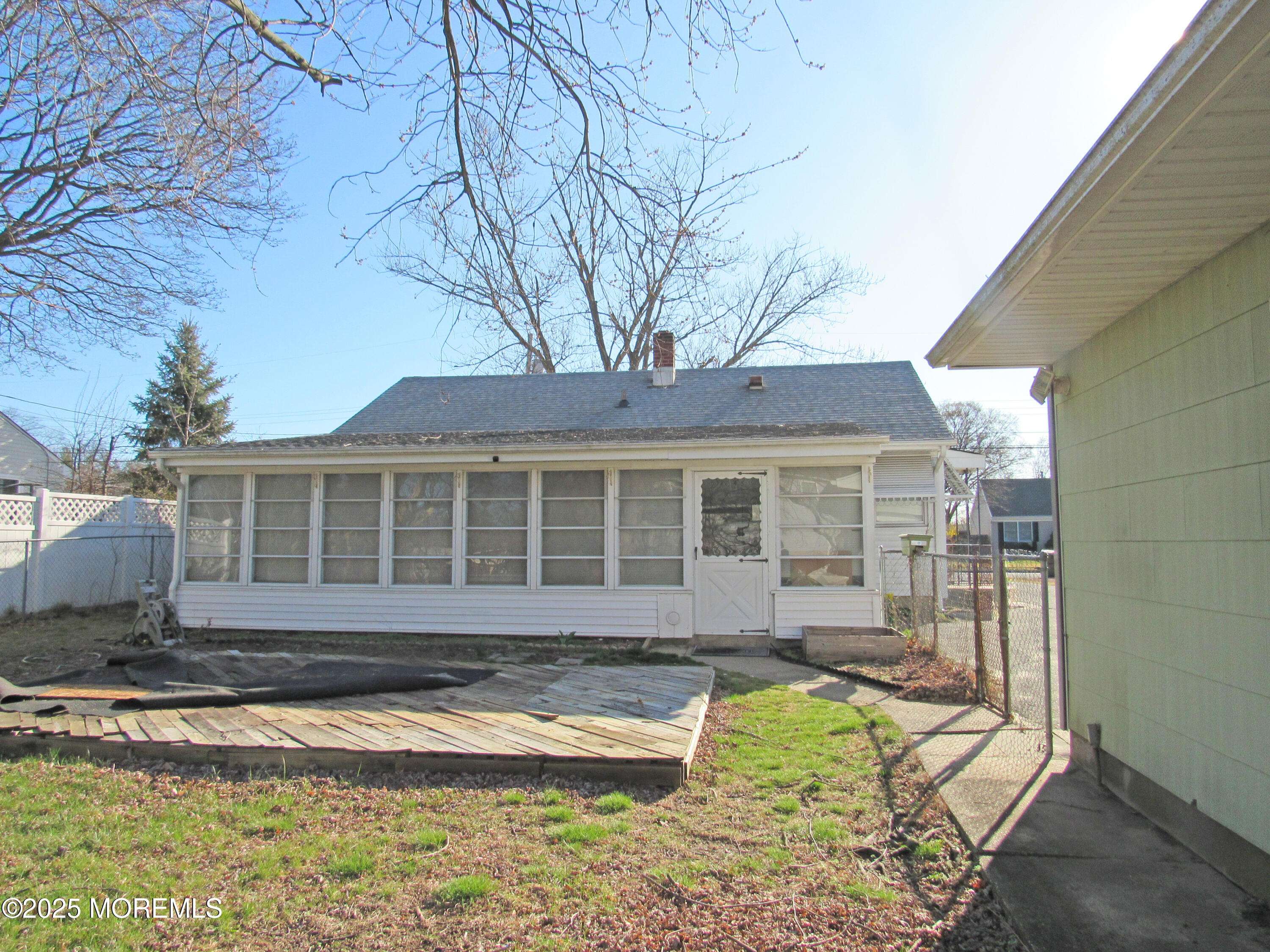 Toms River, NJ 08753,206 Dickinson Avenue
