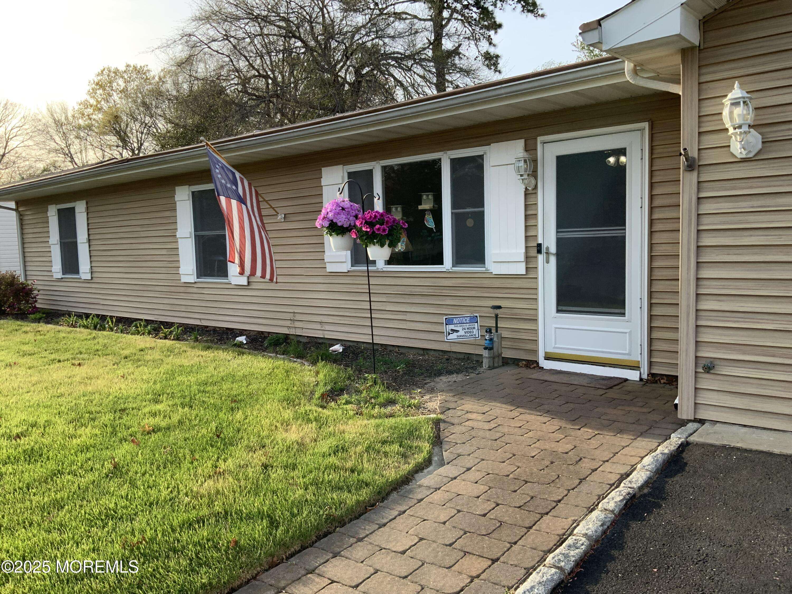 Lanoka Harbor, NJ 08734,227 Predmore Avenue
