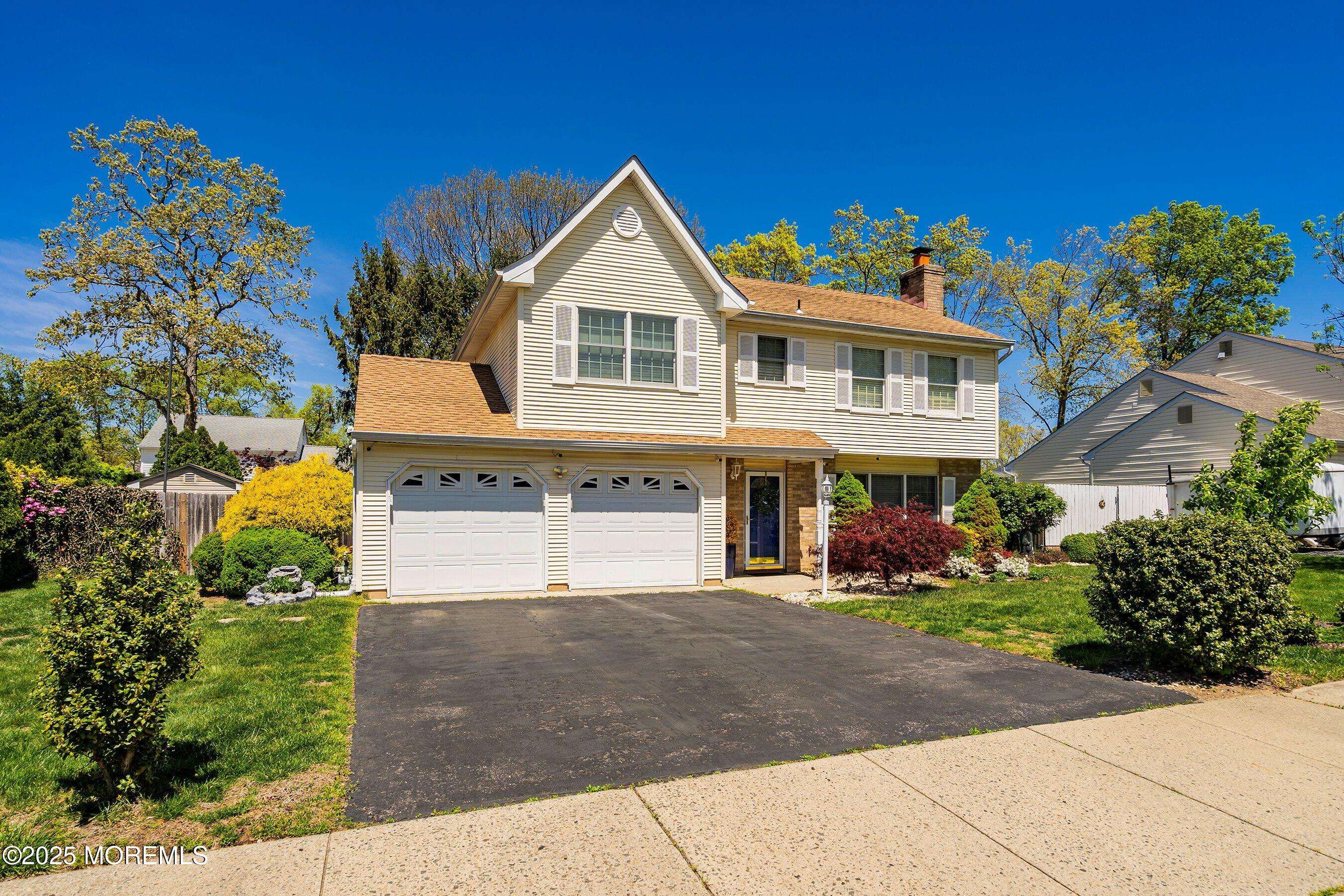 Howell, NJ 07731,8 Independence Way
