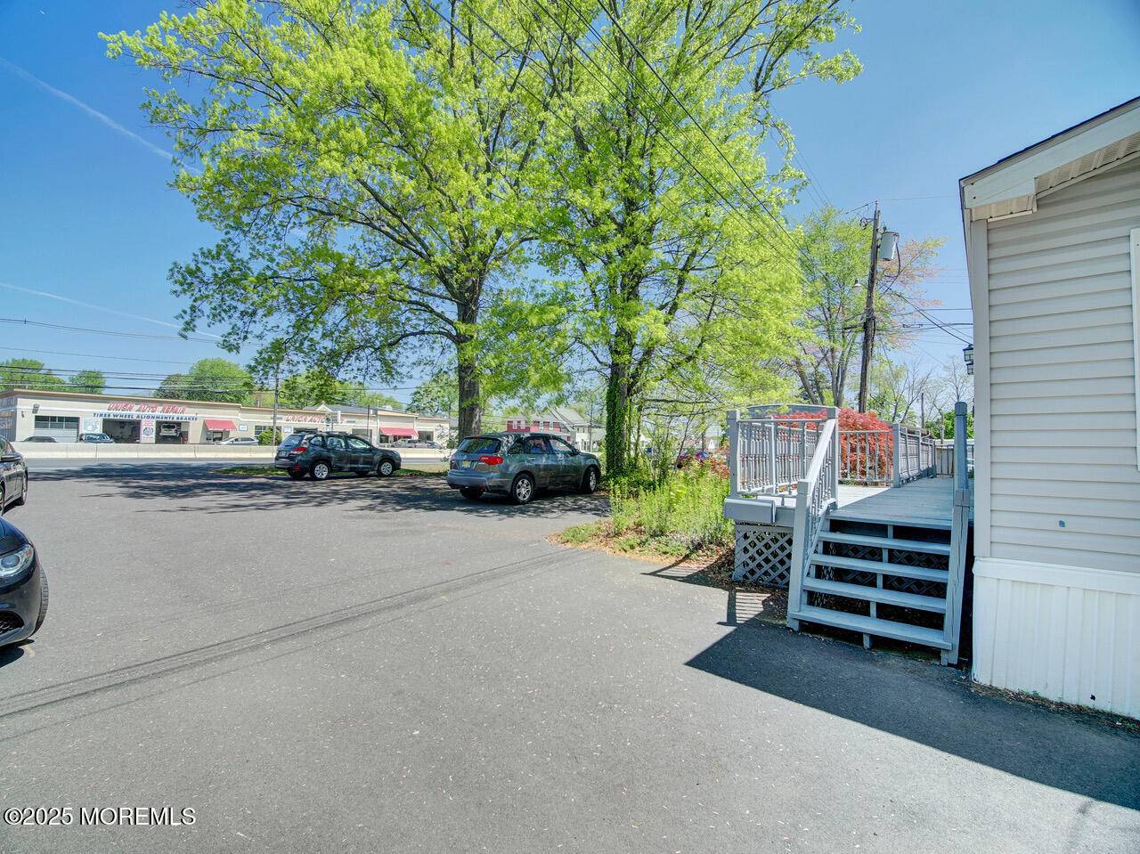 Hazlet, NJ 07730,6 Sams Trailer Ct