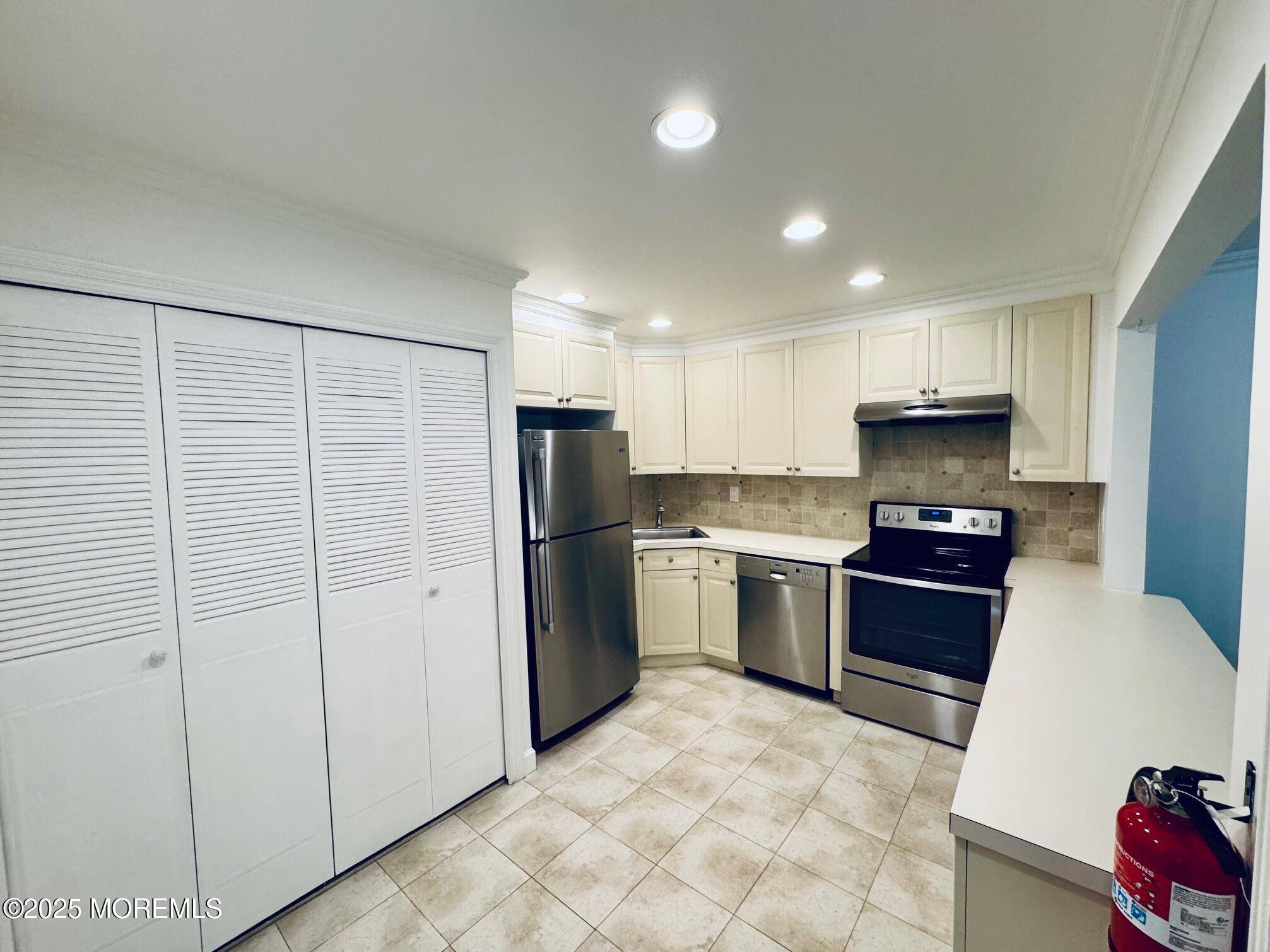 Red Bank, NJ 07701,119 Lexington Court