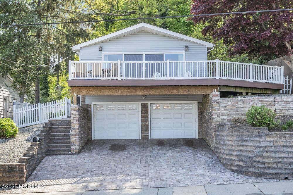 Highlands, NJ 07732,193 Navesink Avenue