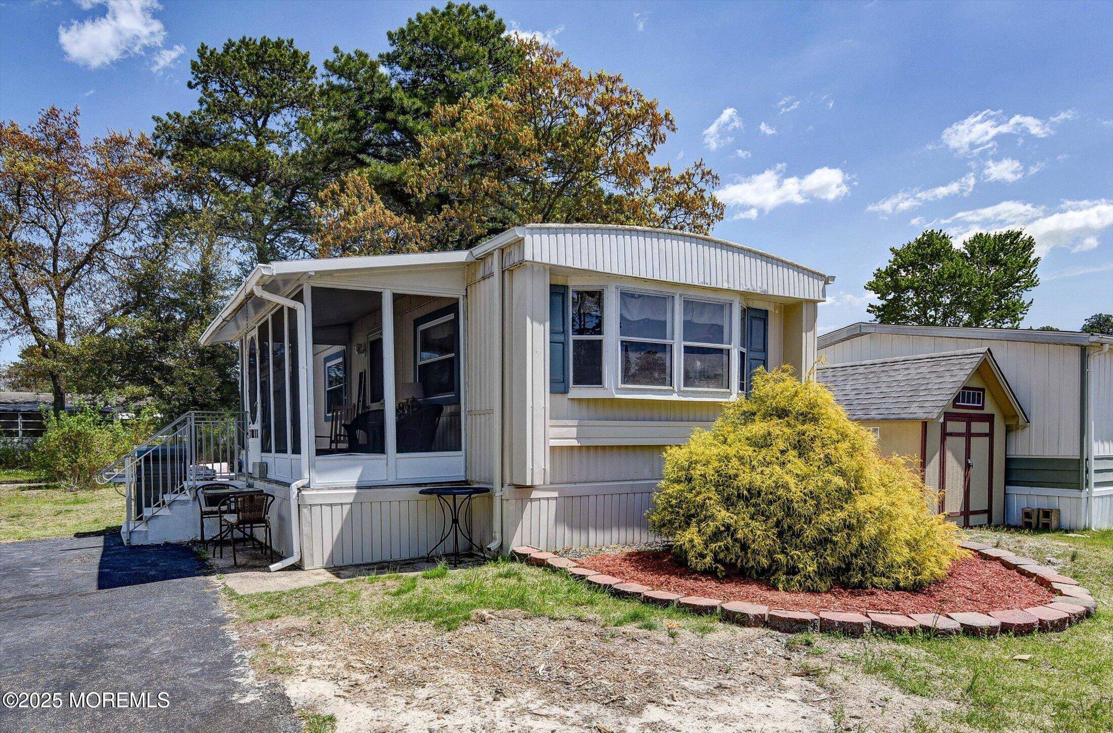 Whiting, NJ 08759,9 Kingfisher Way