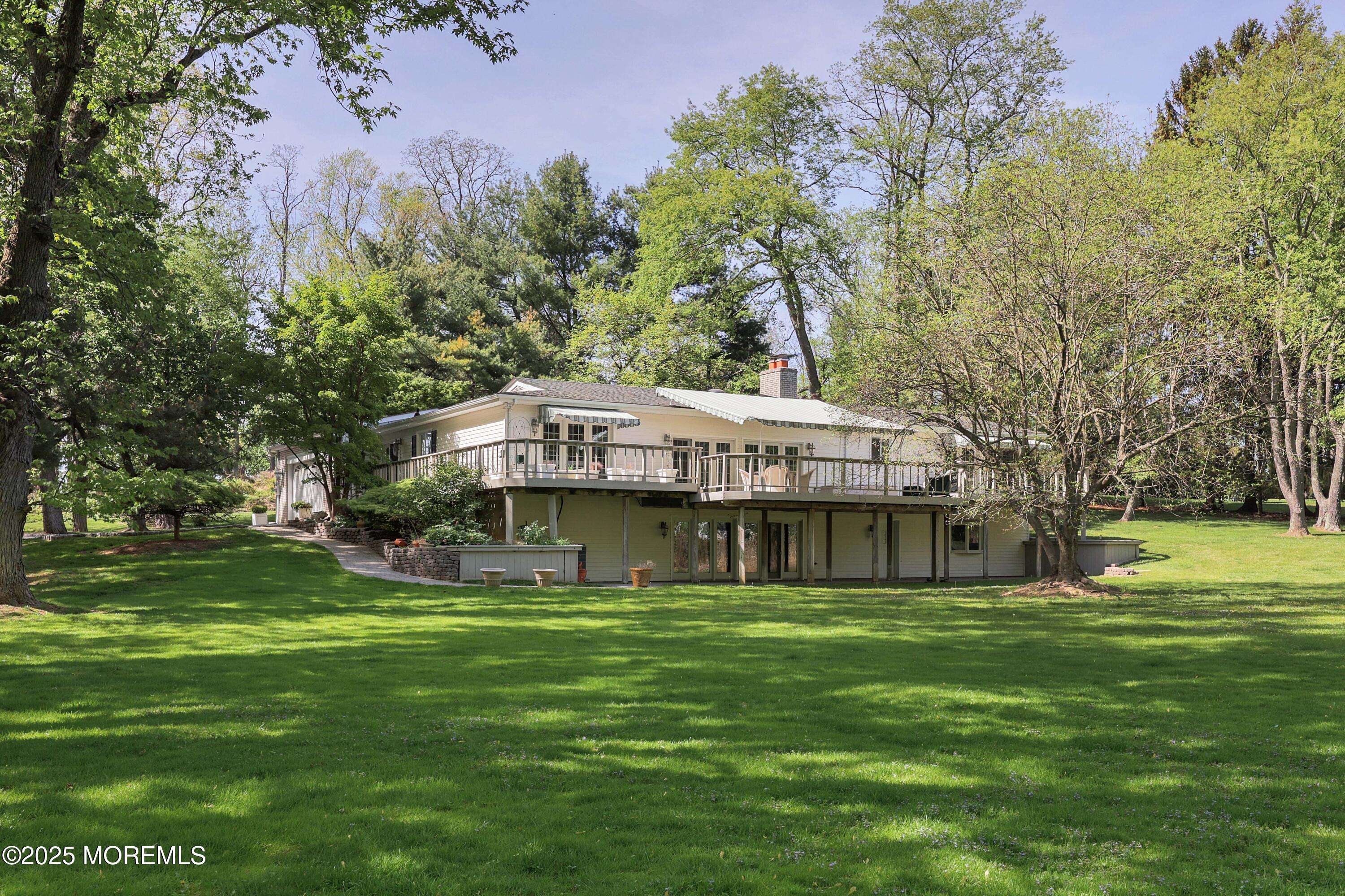 Holmdel, NJ 07733,68 Middletown Road