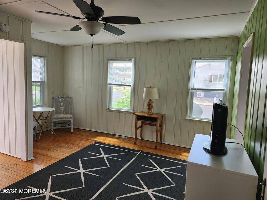 Manasquan, NJ 08736,51 N Jackson Avenue