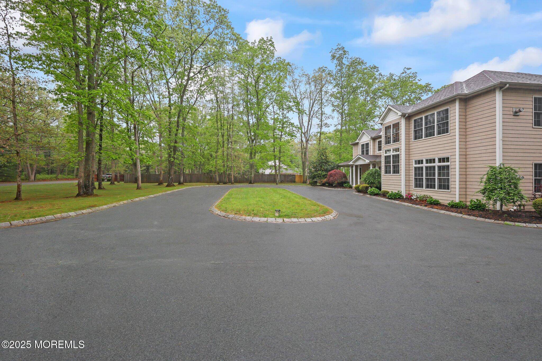 Millstone, NJ 07726,203 Stillhouse Road