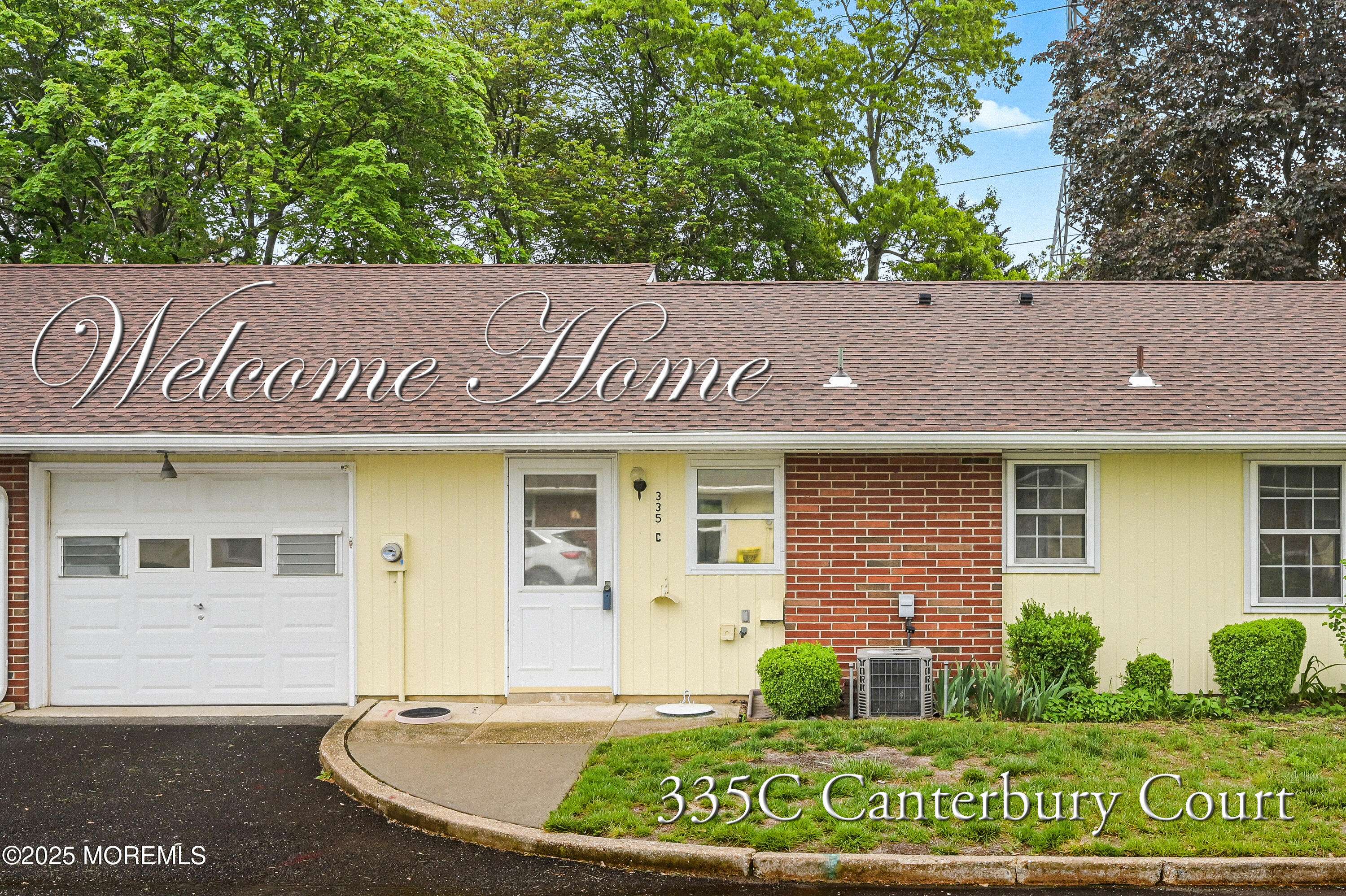 Lakewood, NJ 08701,335 Canterbury Court
